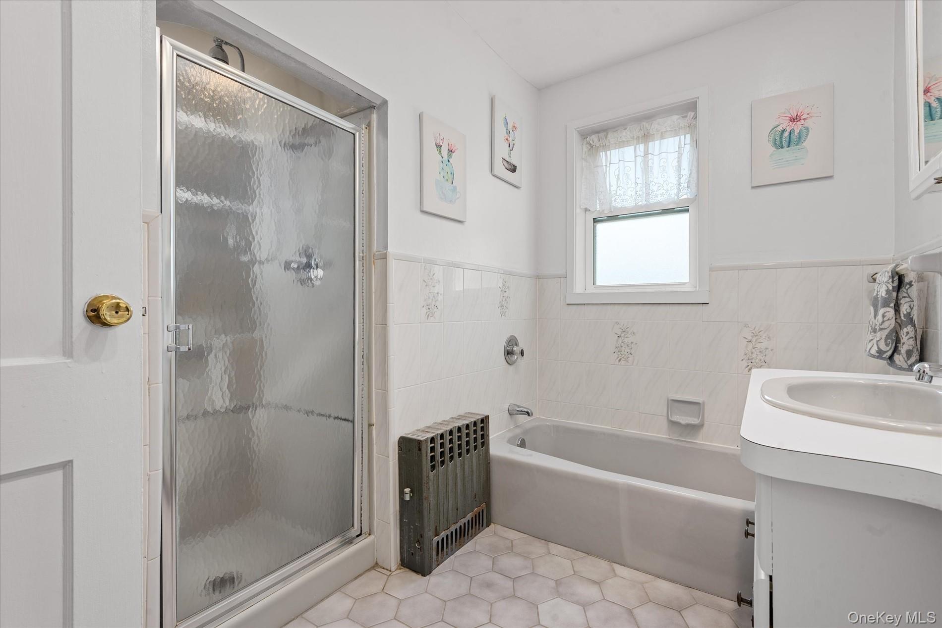 Single Family 79th Queens, NY 11379, MLS-907719-20