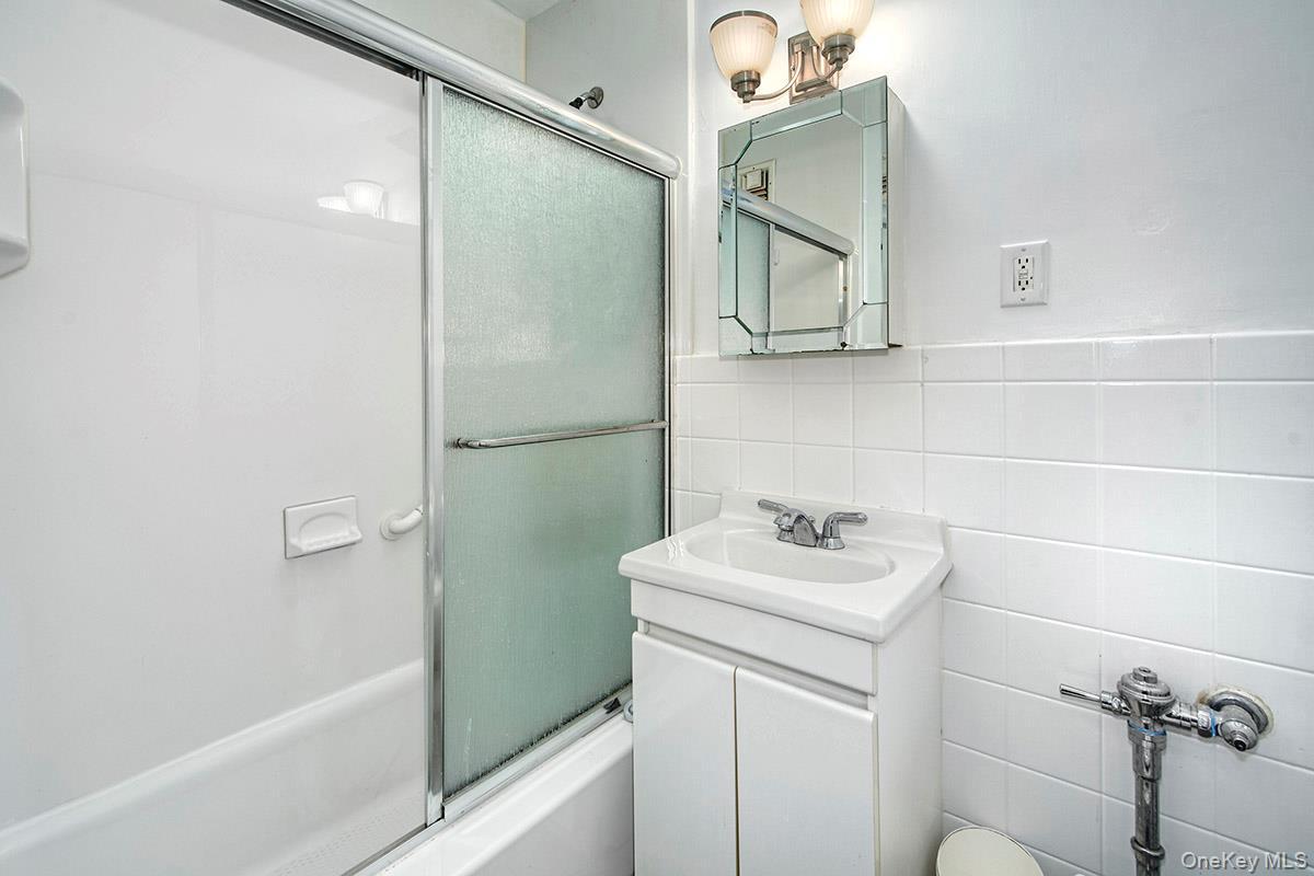 Coop Kappock Bronx, NY 10463, MLS-907741-20