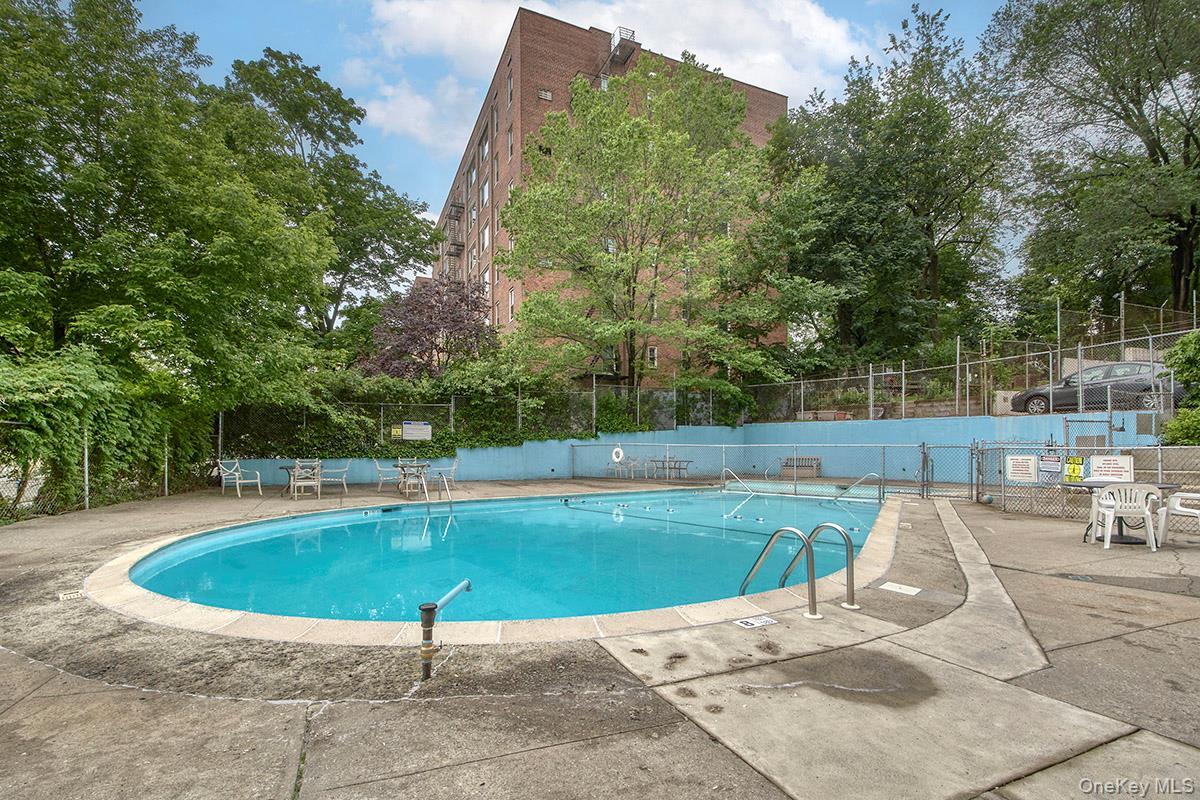 Coop Kappock Bronx, NY 10463, MLS-907741-23