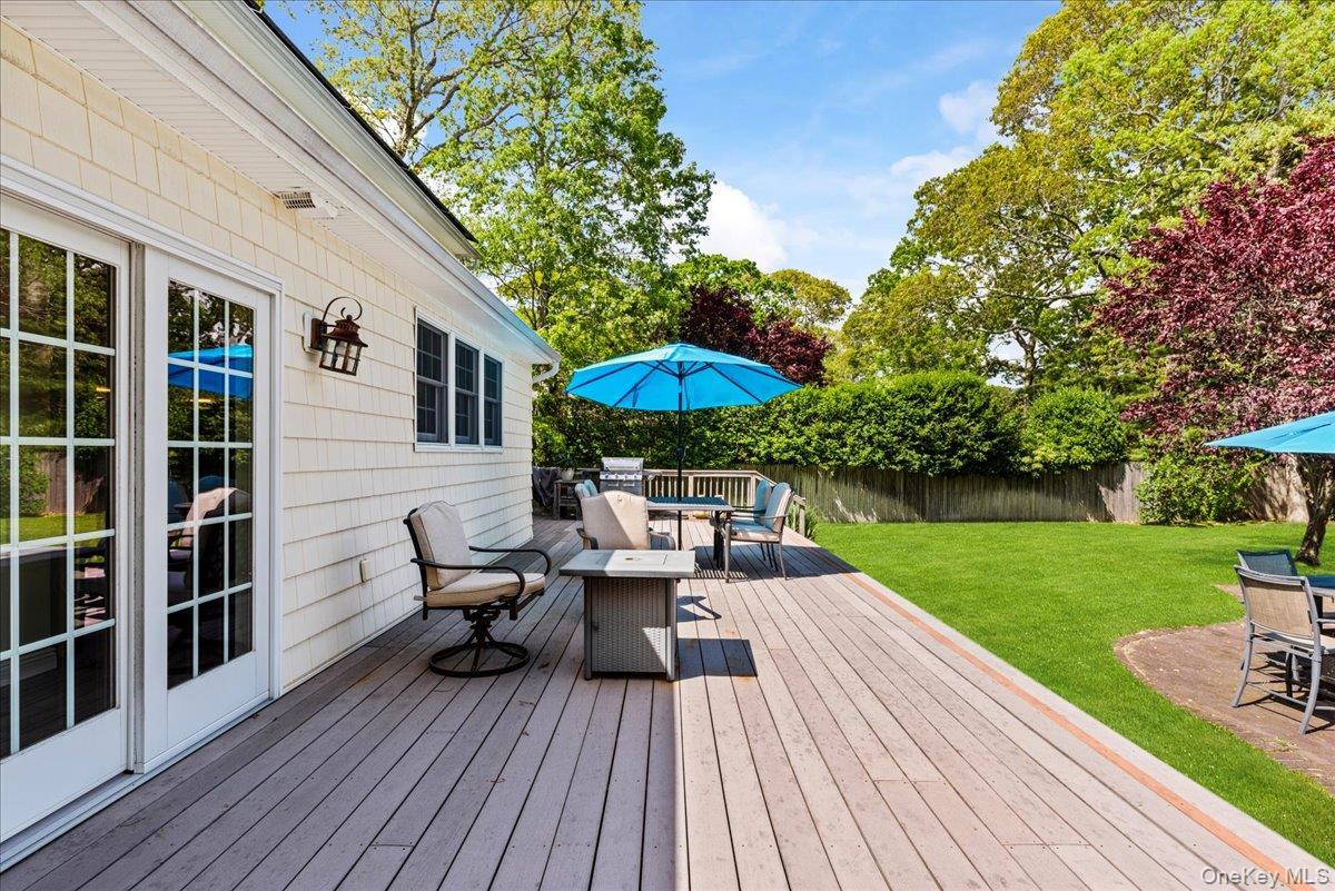 Single Family Oak Suffolk County, NY 11946, MLS-907762-28