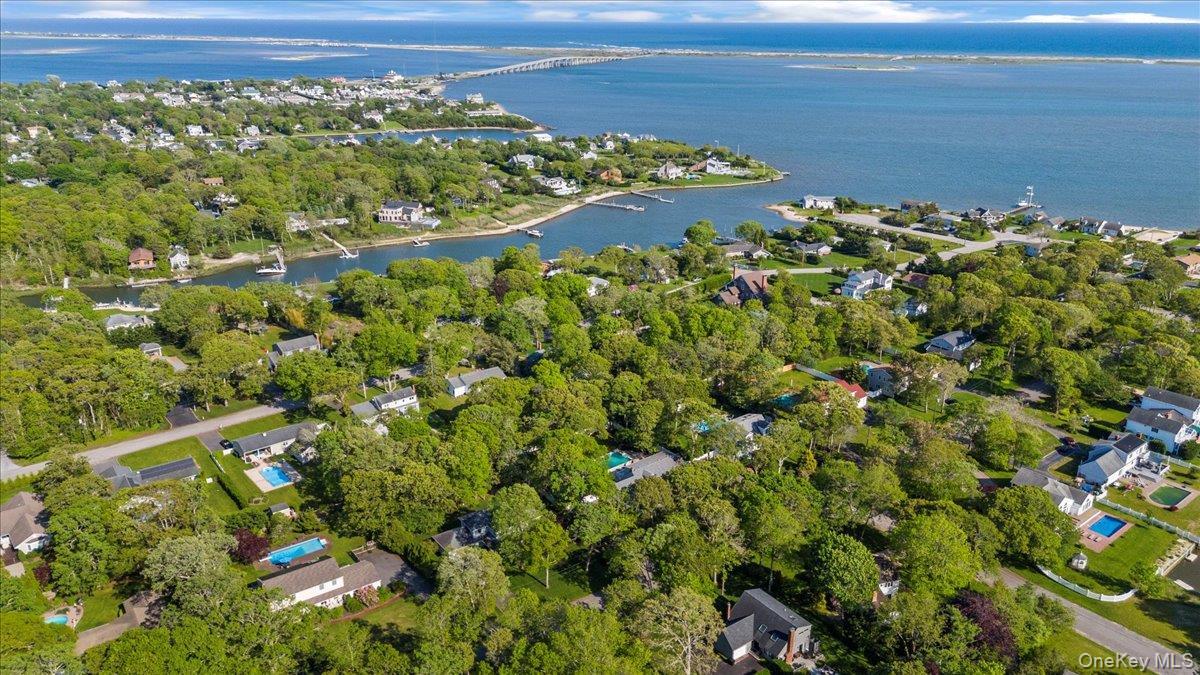 Single Family Oak Suffolk County, NY 11946, MLS-907762-36