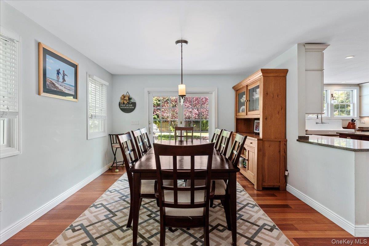 Single Family Oak Suffolk County, NY 11946, MLS-907762-9