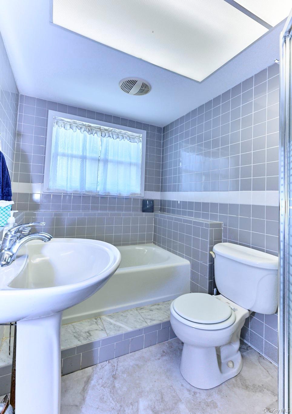 Single Family Simmon  Sullivan County, NY 12736, MLS-907763-24