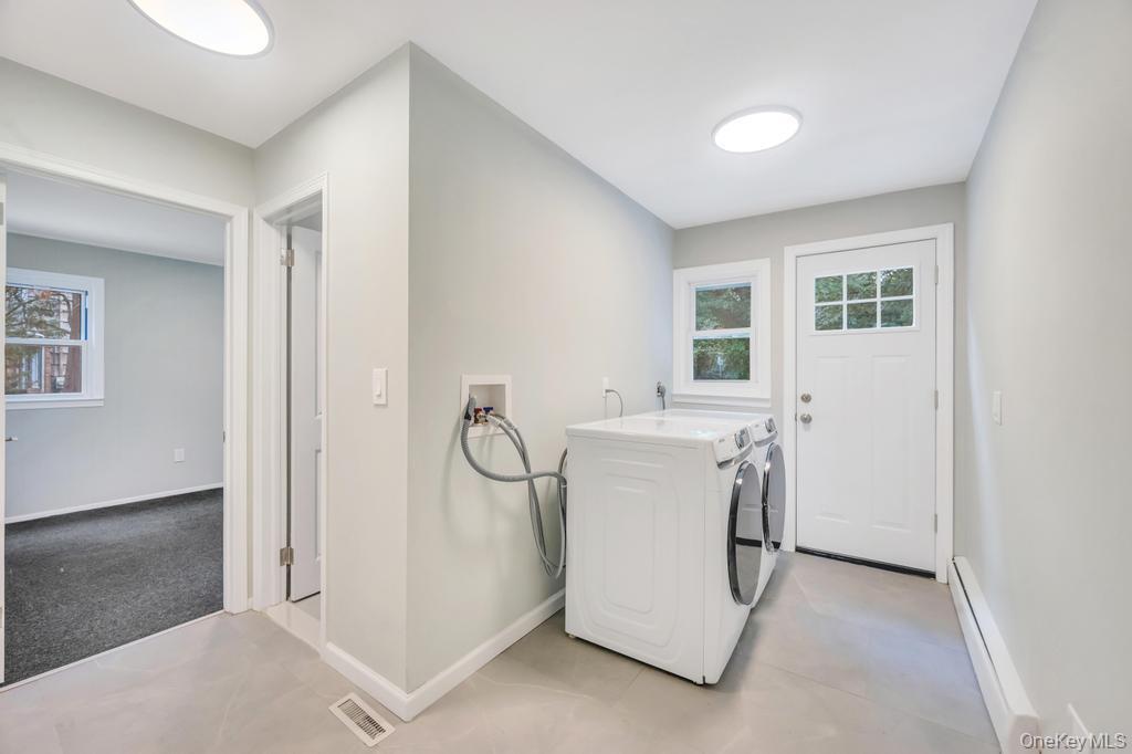 Single Family Cosgrove Nassau County, NY 11542, MLS-907784-14