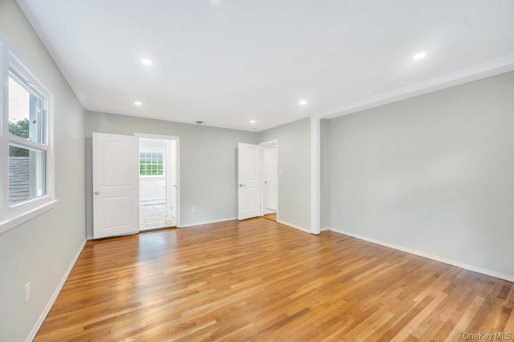 Single Family Cosgrove Nassau County, NY 11542, MLS-907784-19