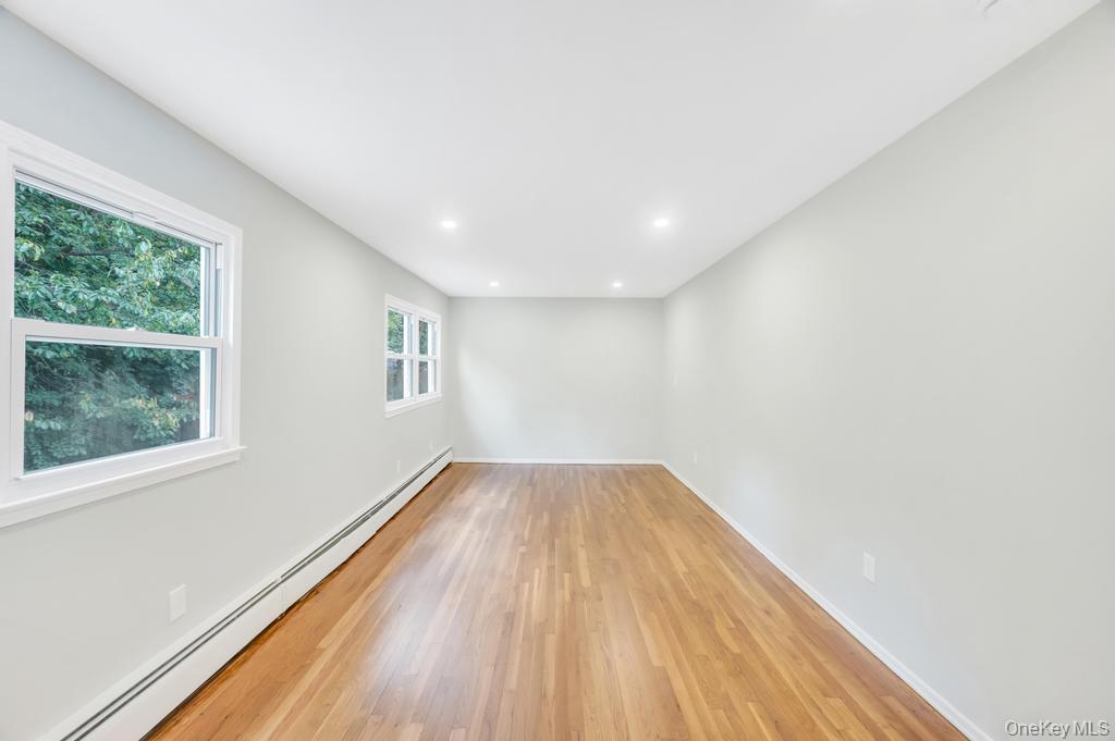 Single Family Cosgrove Nassau County, NY 11542, MLS-907784-22