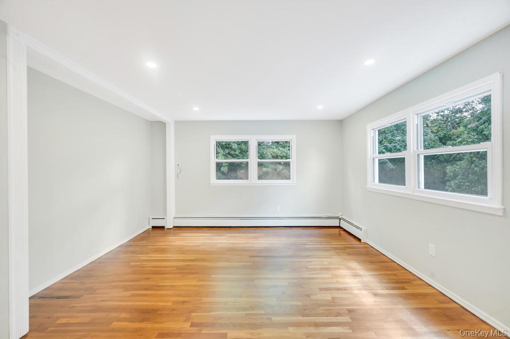 Single Family Cosgrove Nassau County, NY 11542, MLS-907784-26