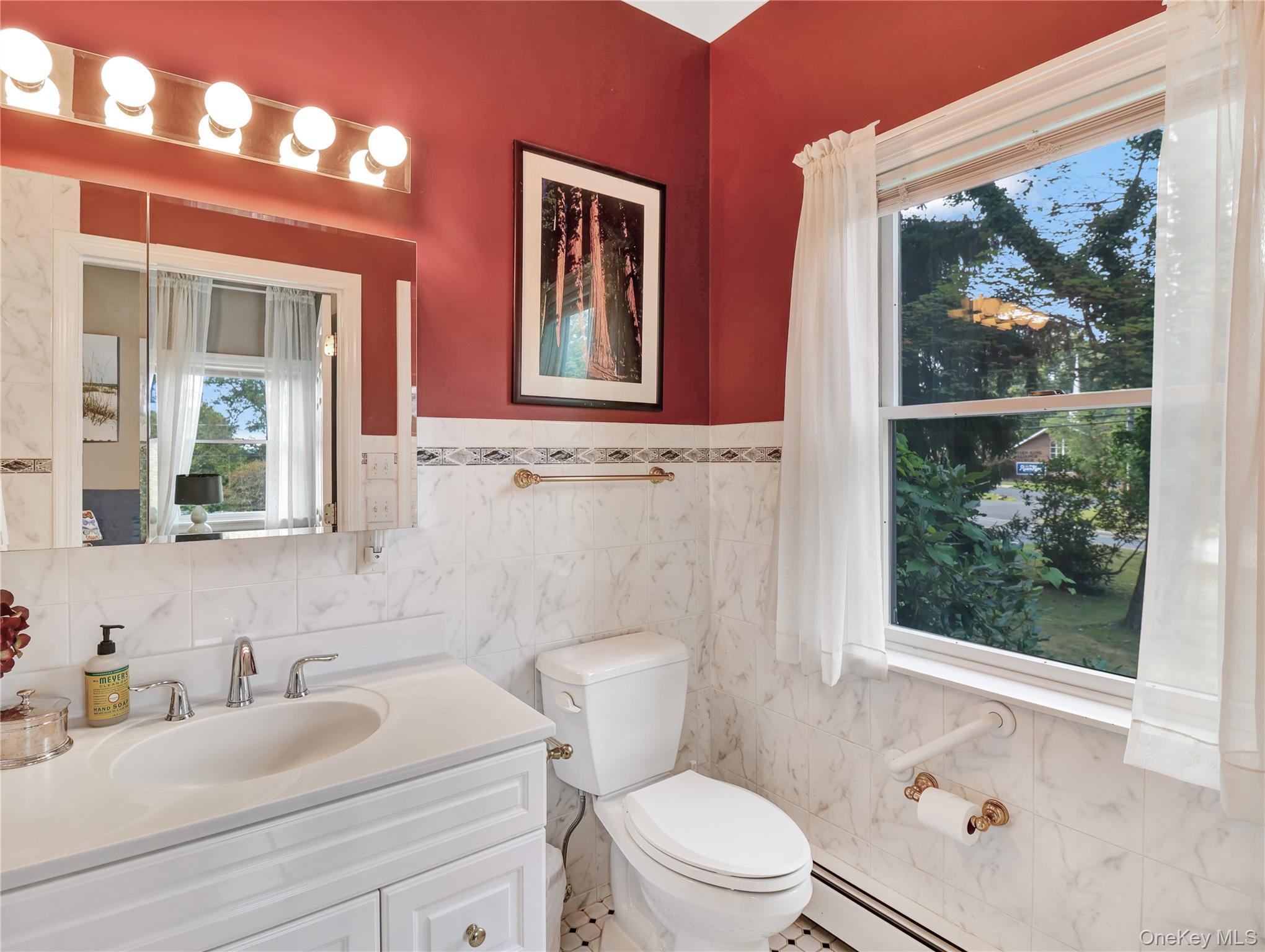 Single Family New Hempstead Rockland County, NY 10956, MLS-907795-16