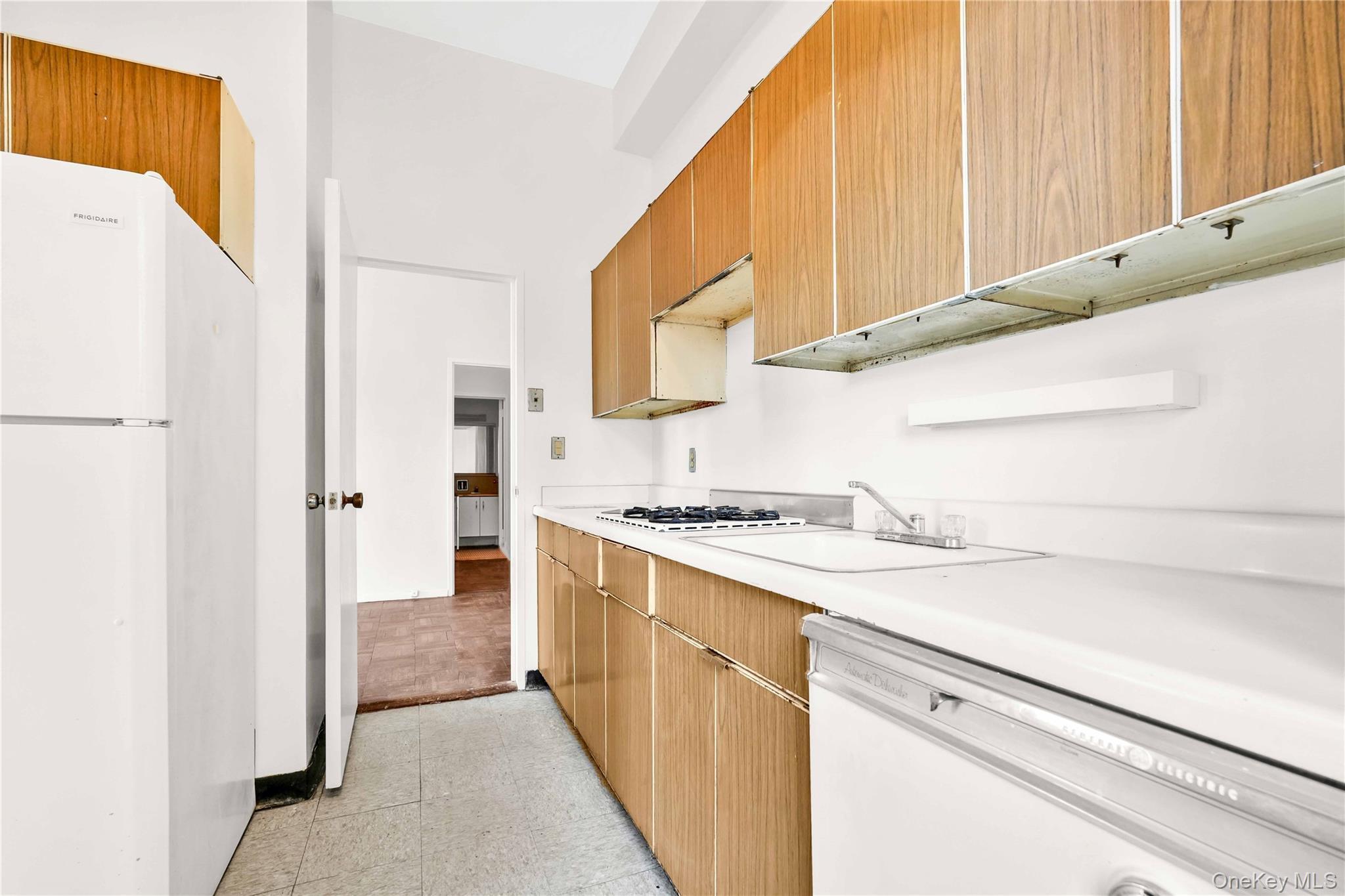 Coop 9th  Manhattan, NY 10003, MLS-907804-13