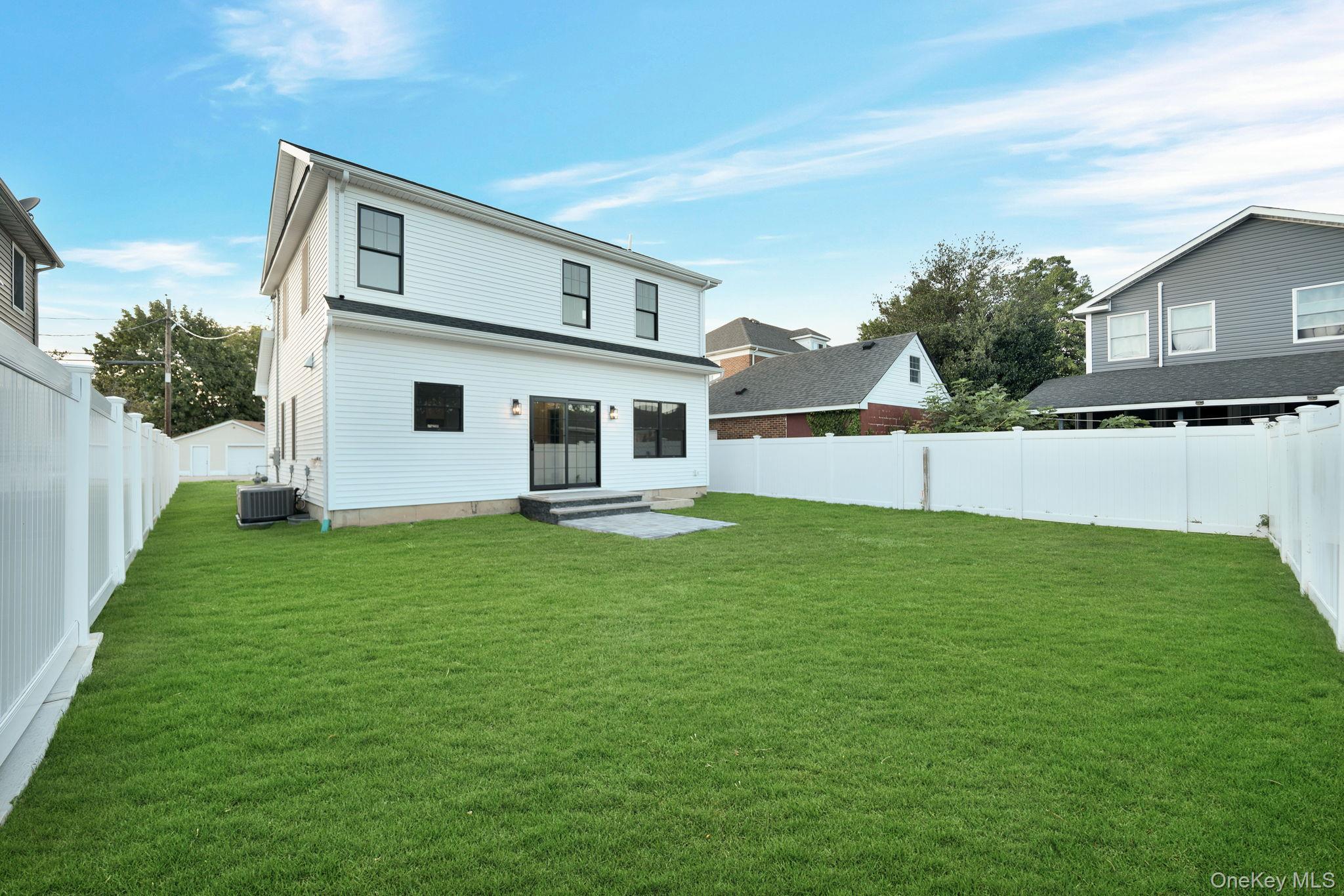 Single Family E. Cherry  Nassau County, NY 11801, MLS-907822-26