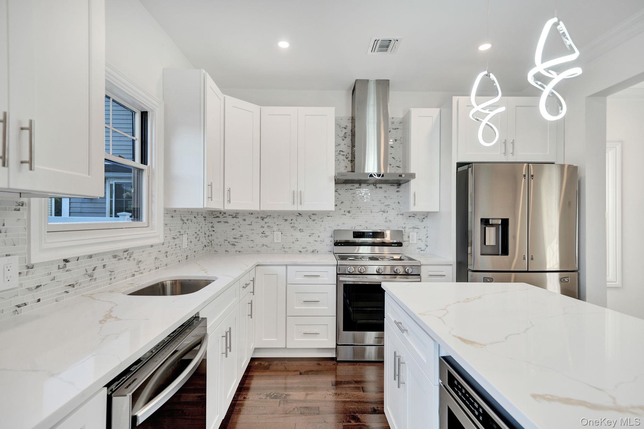 Single Family E. Cherry  Nassau County, NY 11801, MLS-907822-5