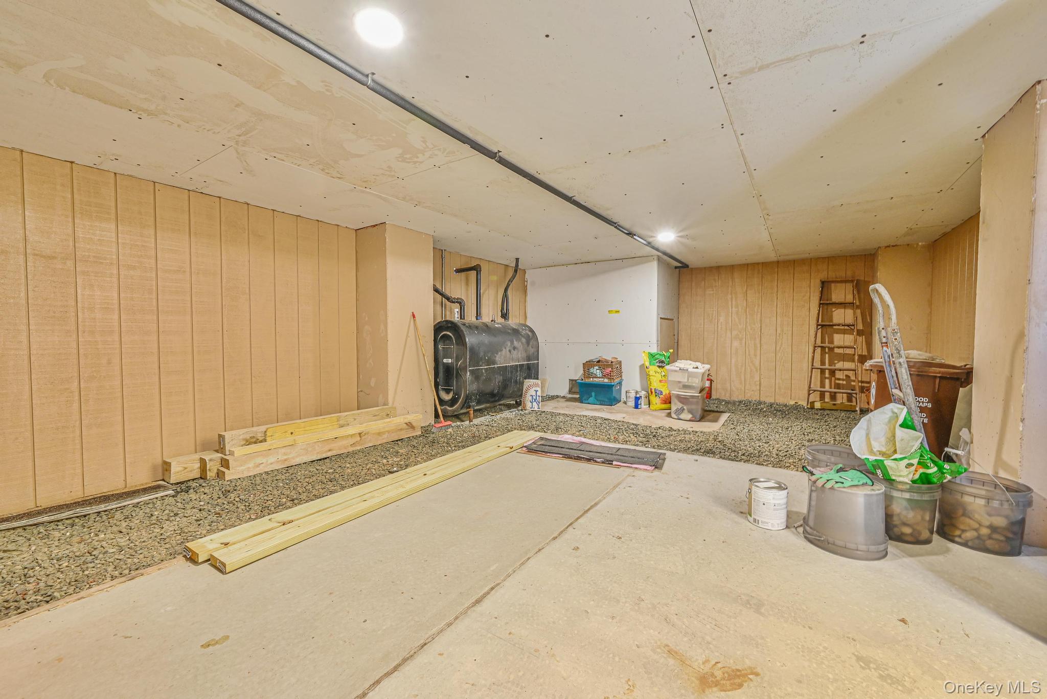 Single Family 18th Queens, NY 11693, MLS-907837-28