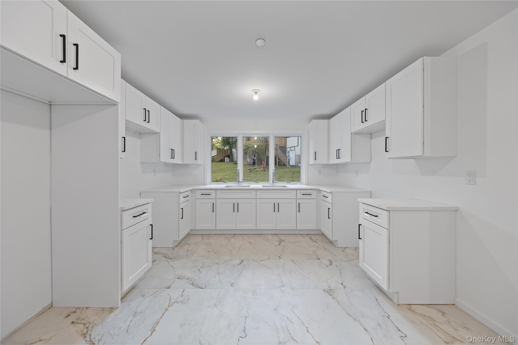 Condo Singer  Rockland County, NY 10977, MLS-907845-40