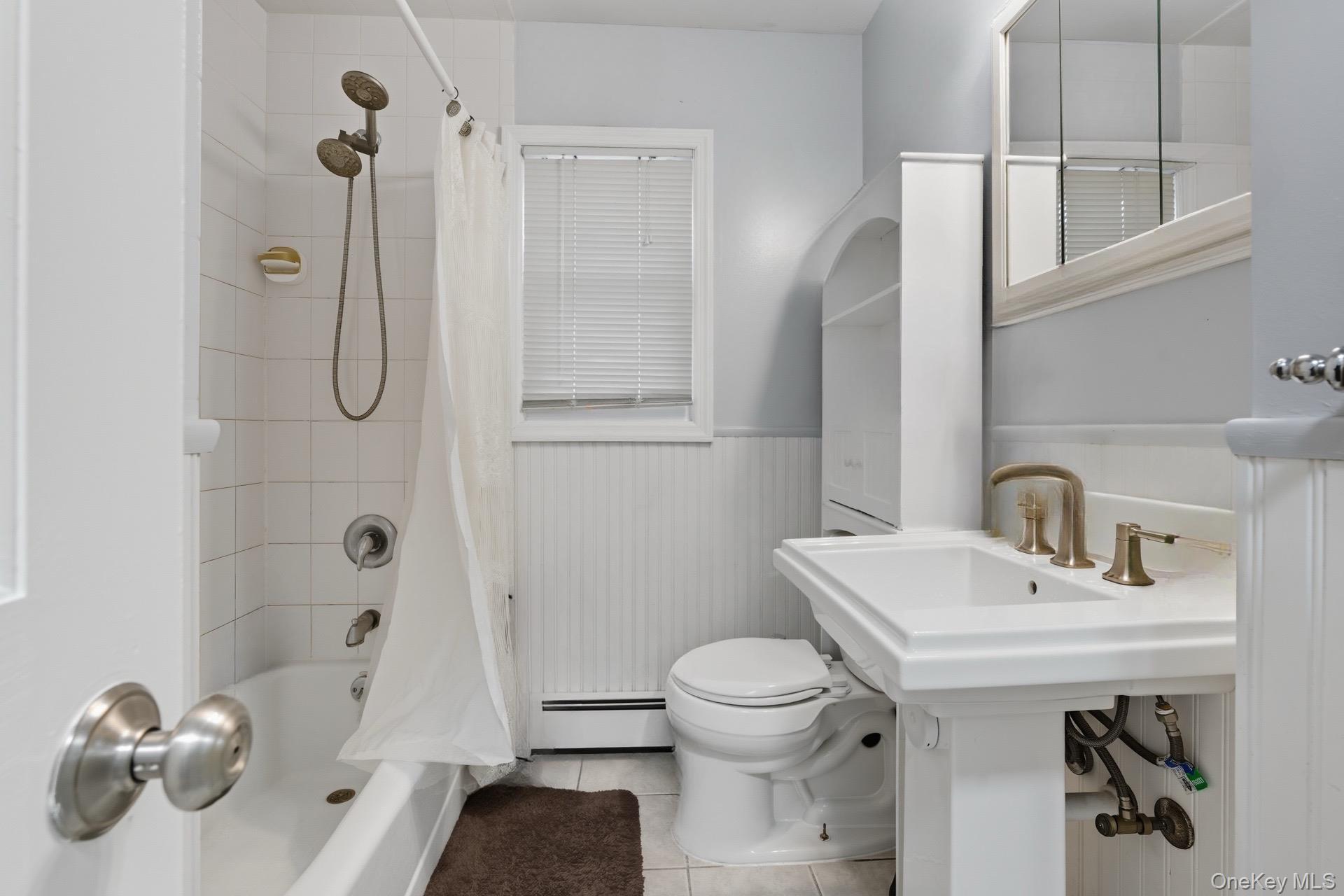 Single Family Halsey  Nassau County, NY 11520, MLS-907861-12