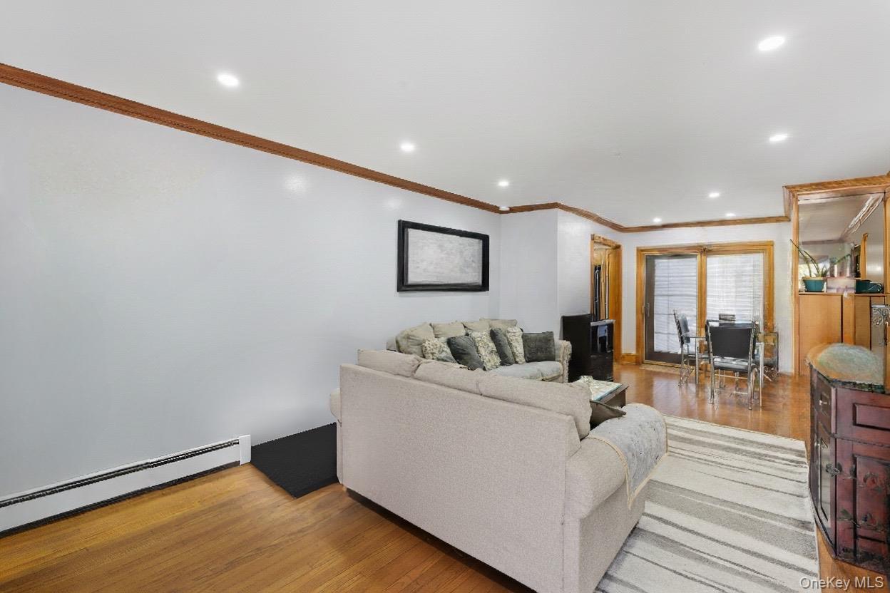 Single Family Halsey  Nassau County, NY 11520, MLS-907861-3