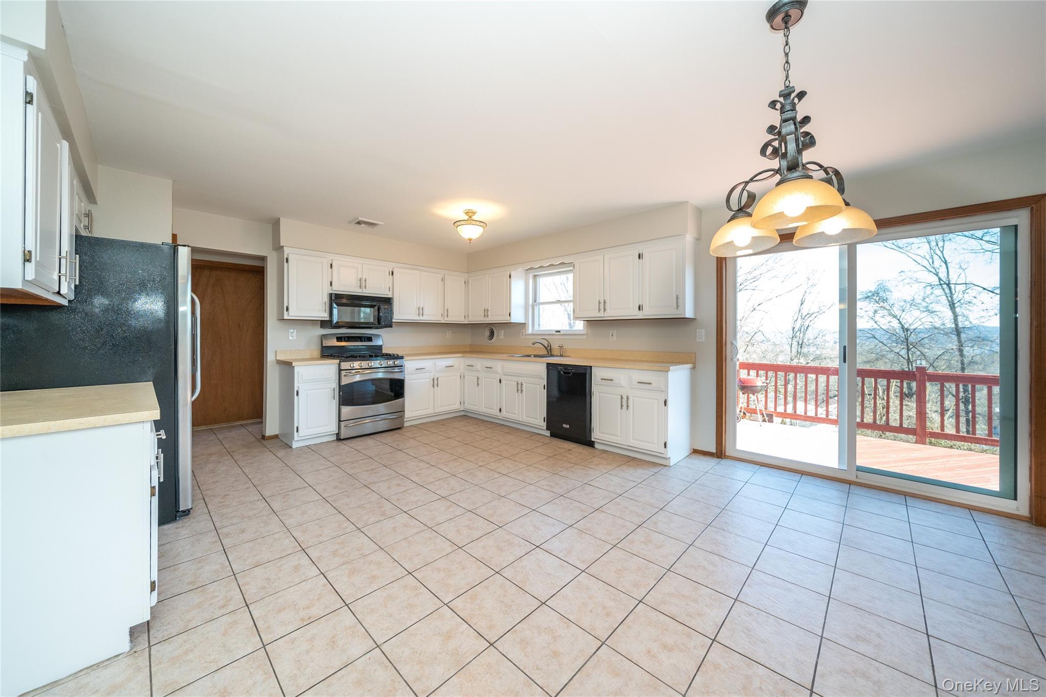 Single Family Walter  Rockland County, NY 10980, MLS-907873-15