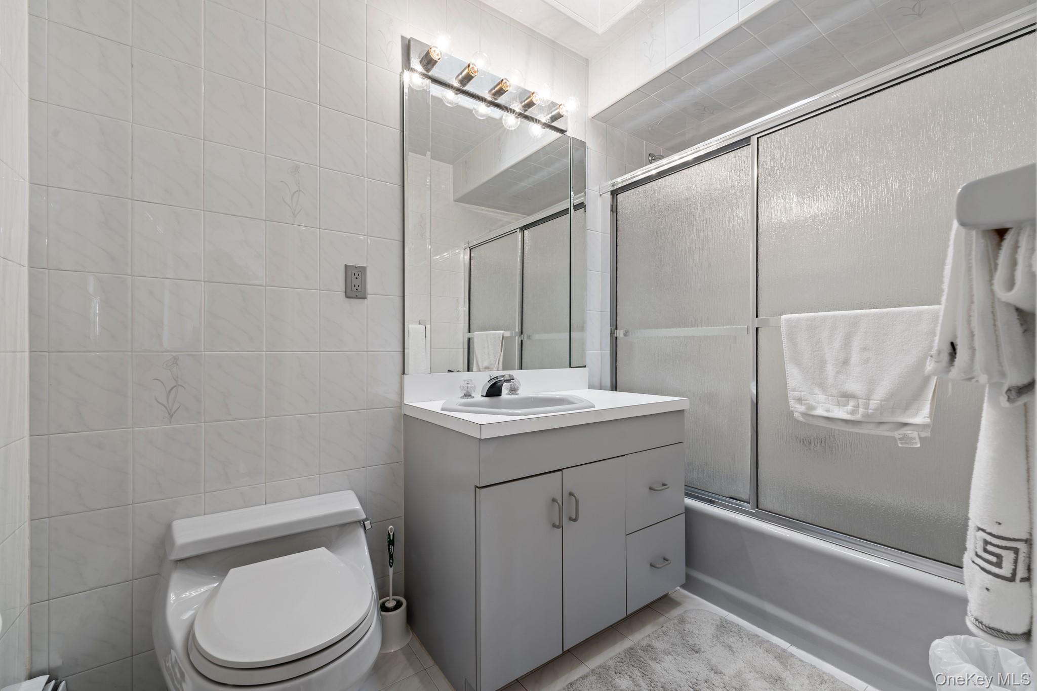 Single Family Juniper  Queens, NY 11379, MLS-907880-19