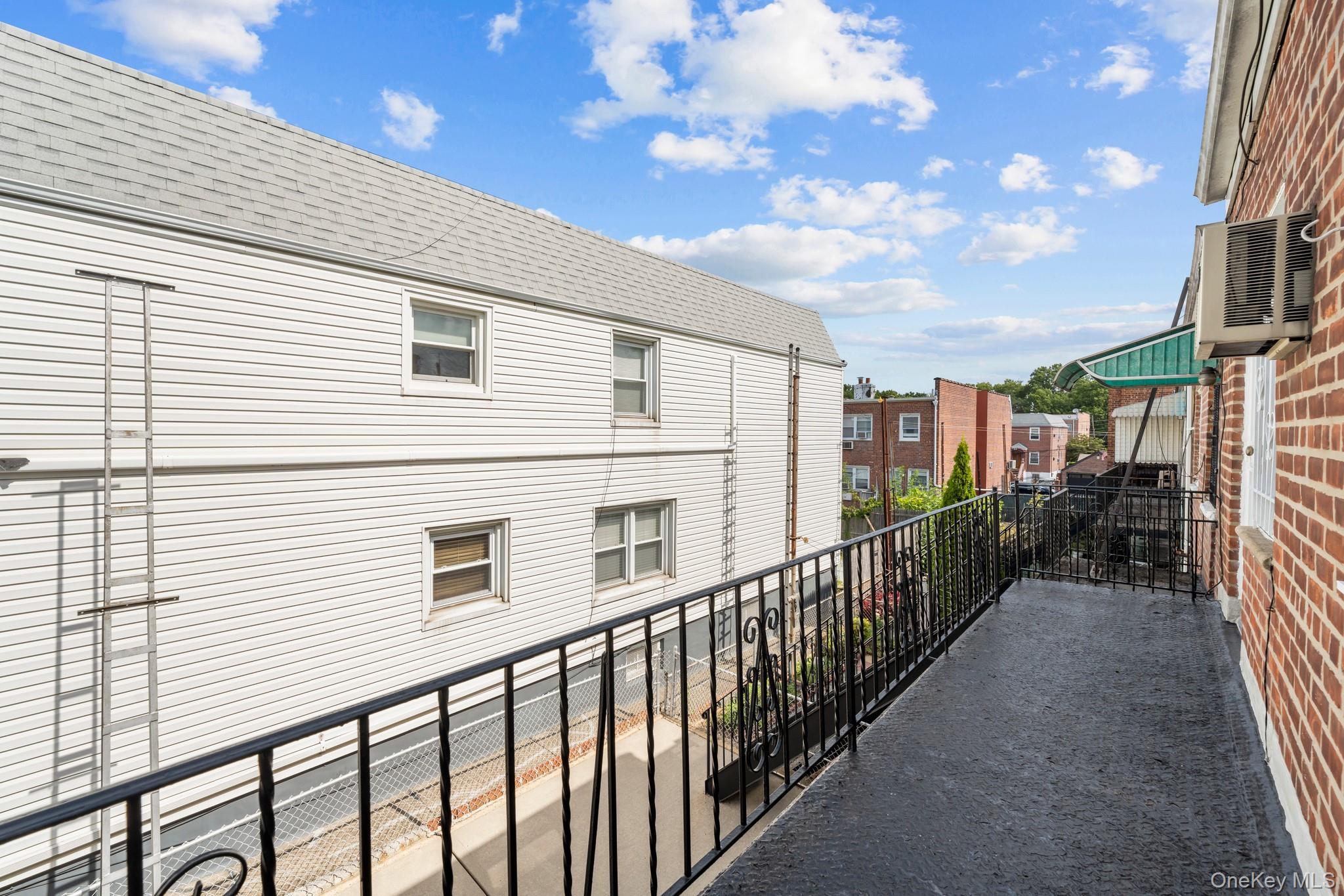 Single Family Juniper  Queens, NY 11379, MLS-907880-27