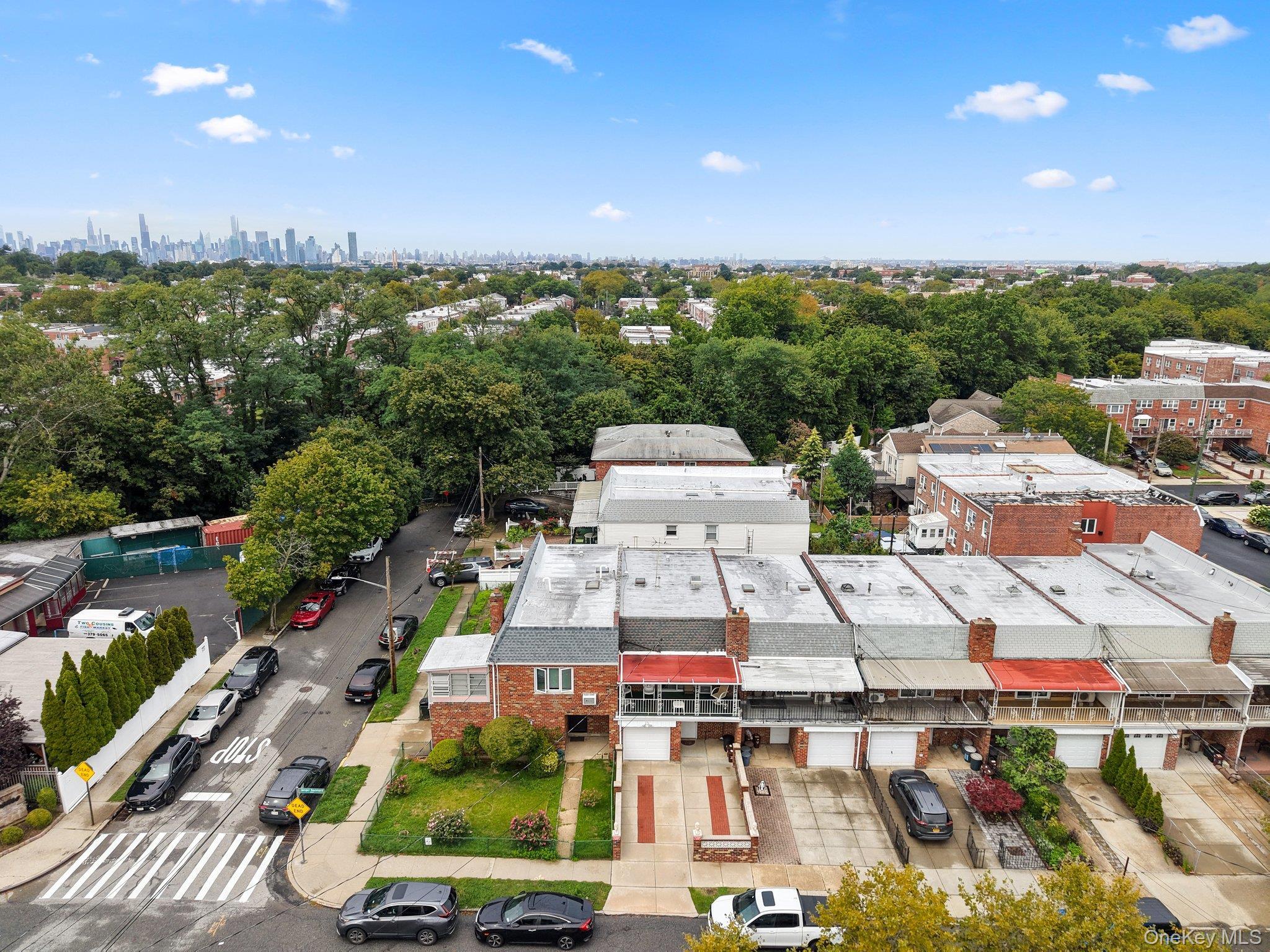 Single Family Juniper  Queens, NY 11379, MLS-907880-29