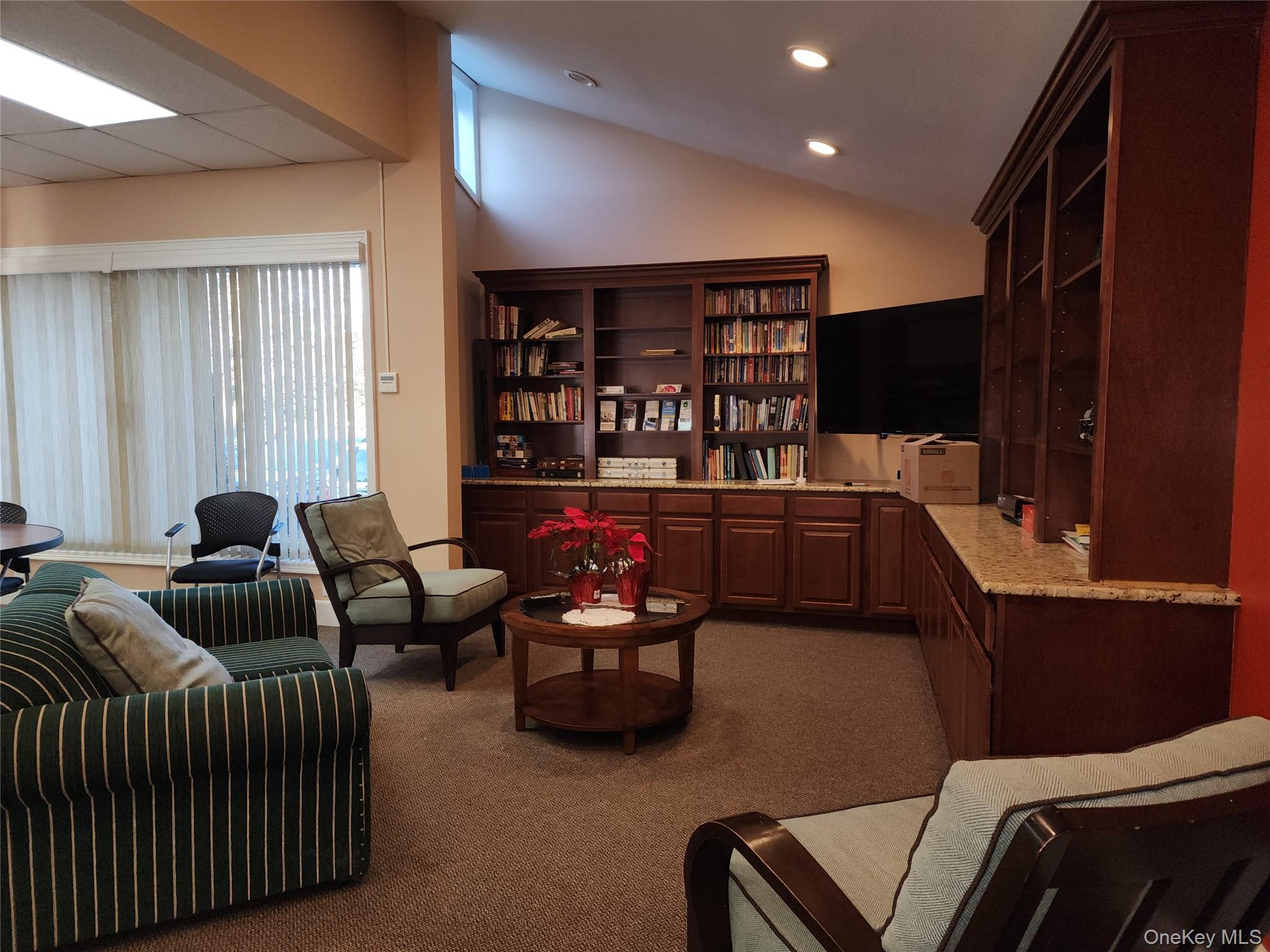 Single Family Riverleigh  Suffolk County, NY 11901, MLS-907903-39