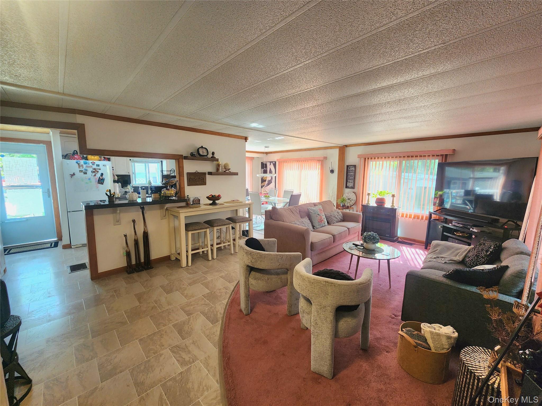 Single Family Riverleigh  Suffolk County, NY 11901, MLS-907903-8