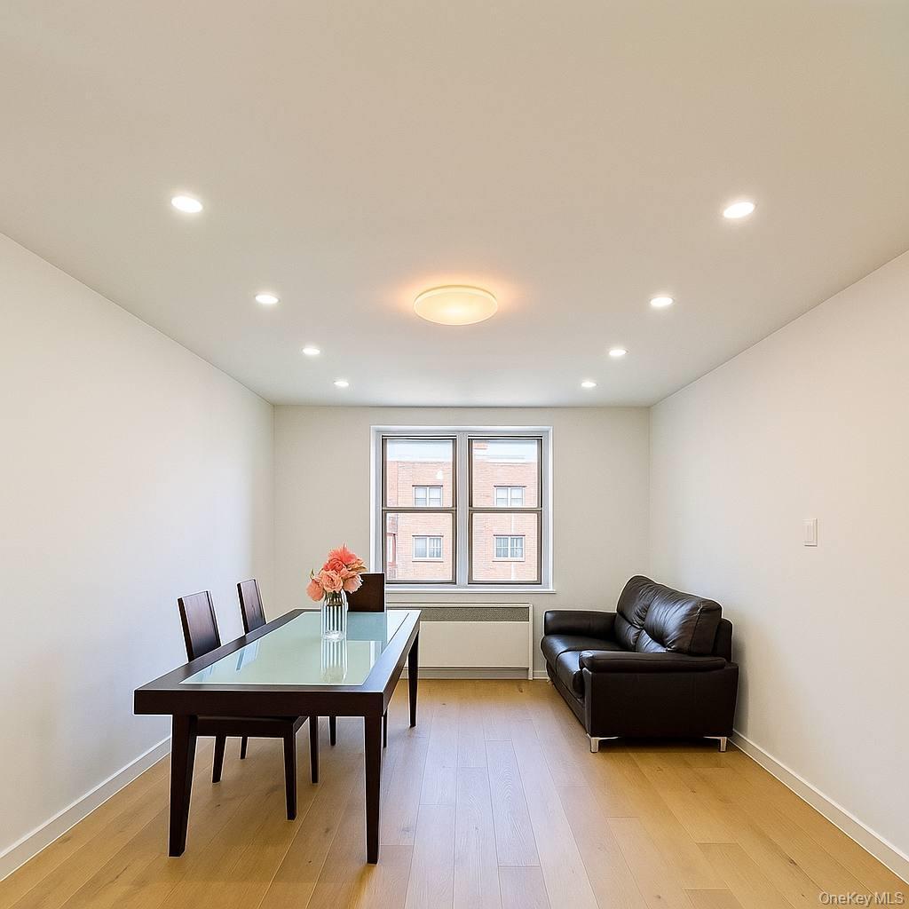 Coop Booth  Queens, NY 11374, MLS-907909-3