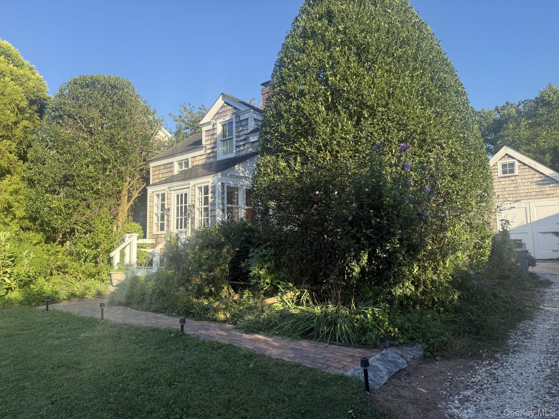 Single Family Bowden Suffolk County, NY 11968, MLS-907924-2