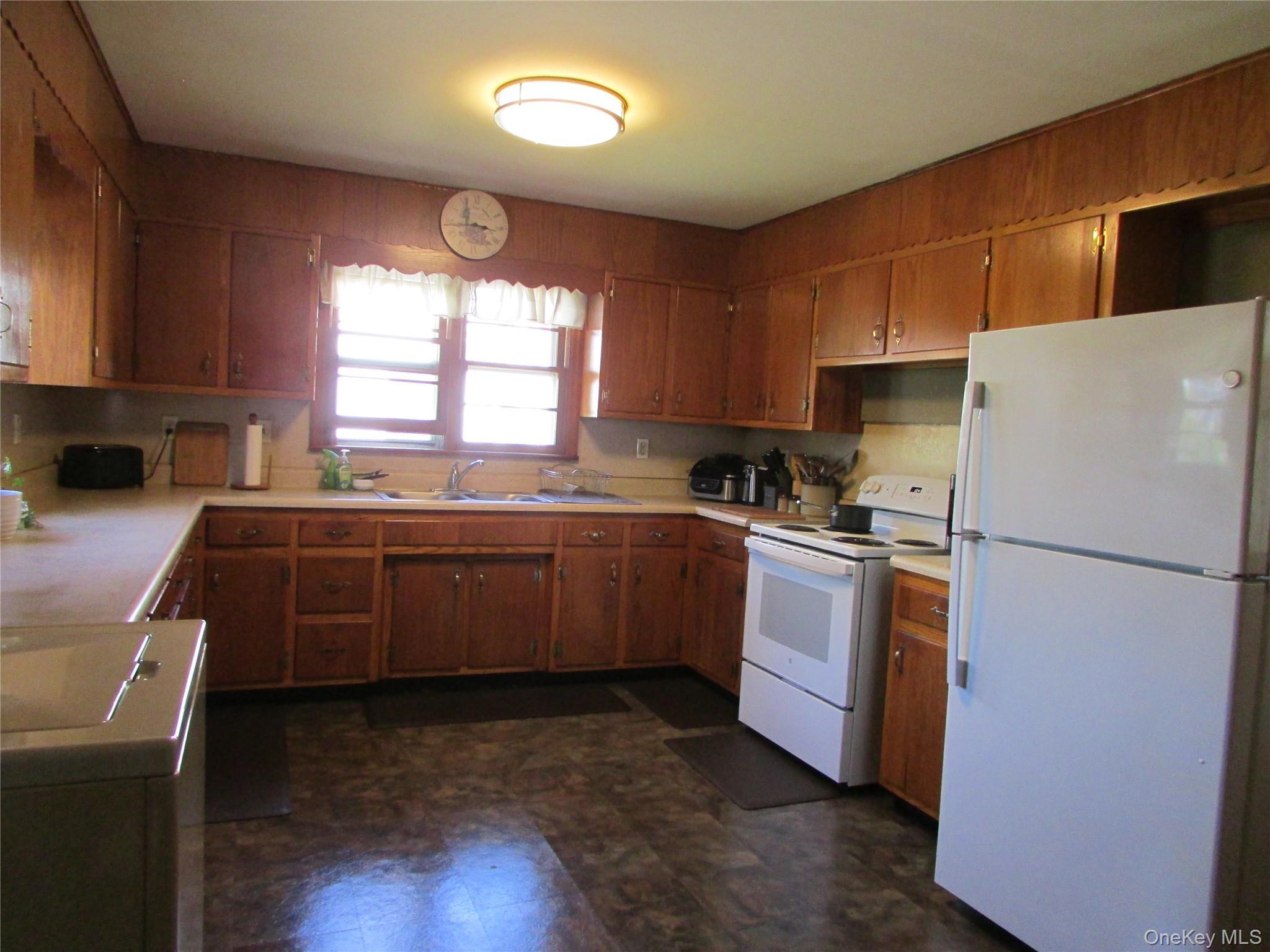 Single Family Russell  Orange County, NY 12518, MLS-907950-7