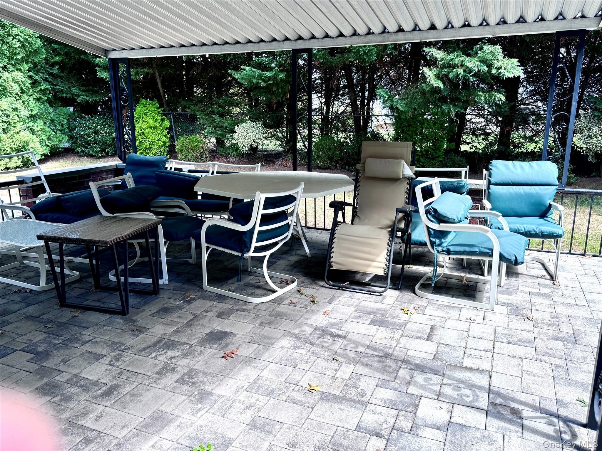 Single Family Sackville Nassau County, NY 11530, MLS-907963-11