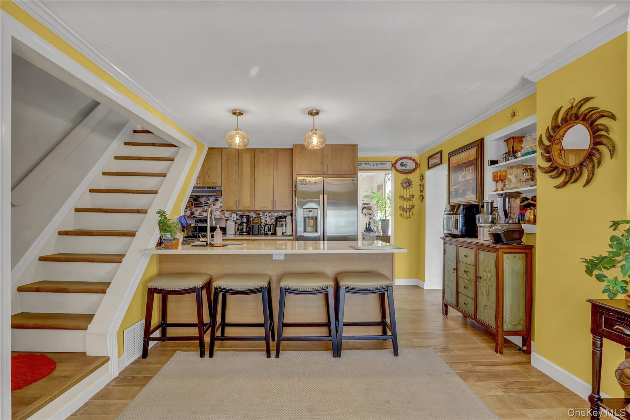 Single Family Center  Suffolk County, NY 11706, MLS-908006-9