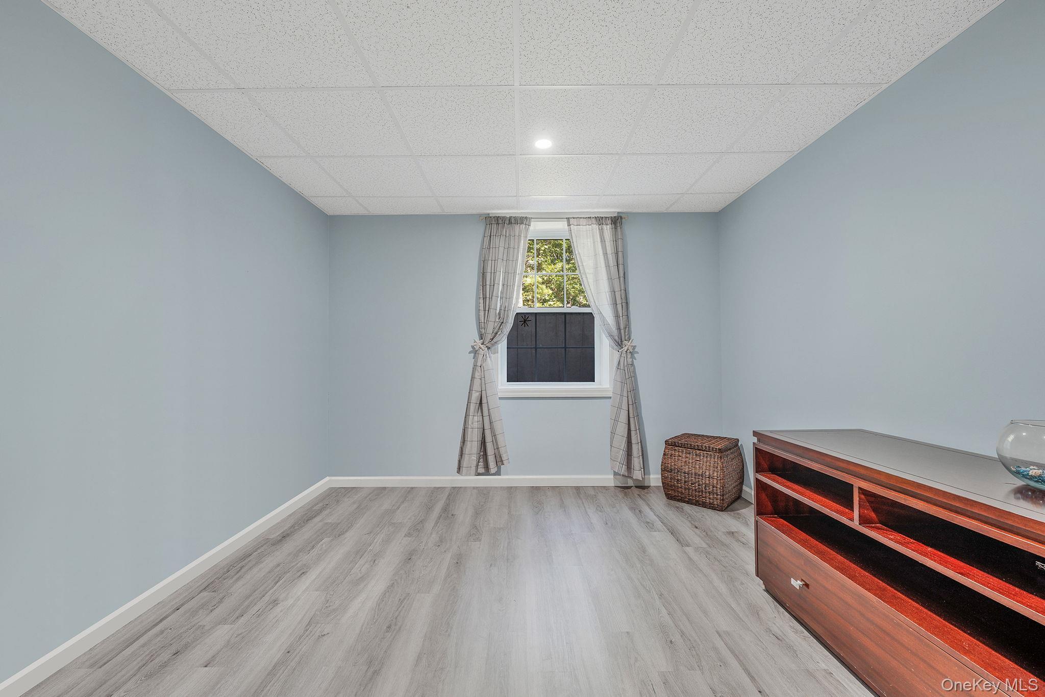 Single Family Emily Suffolk County, NY 11946, MLS-908021-15