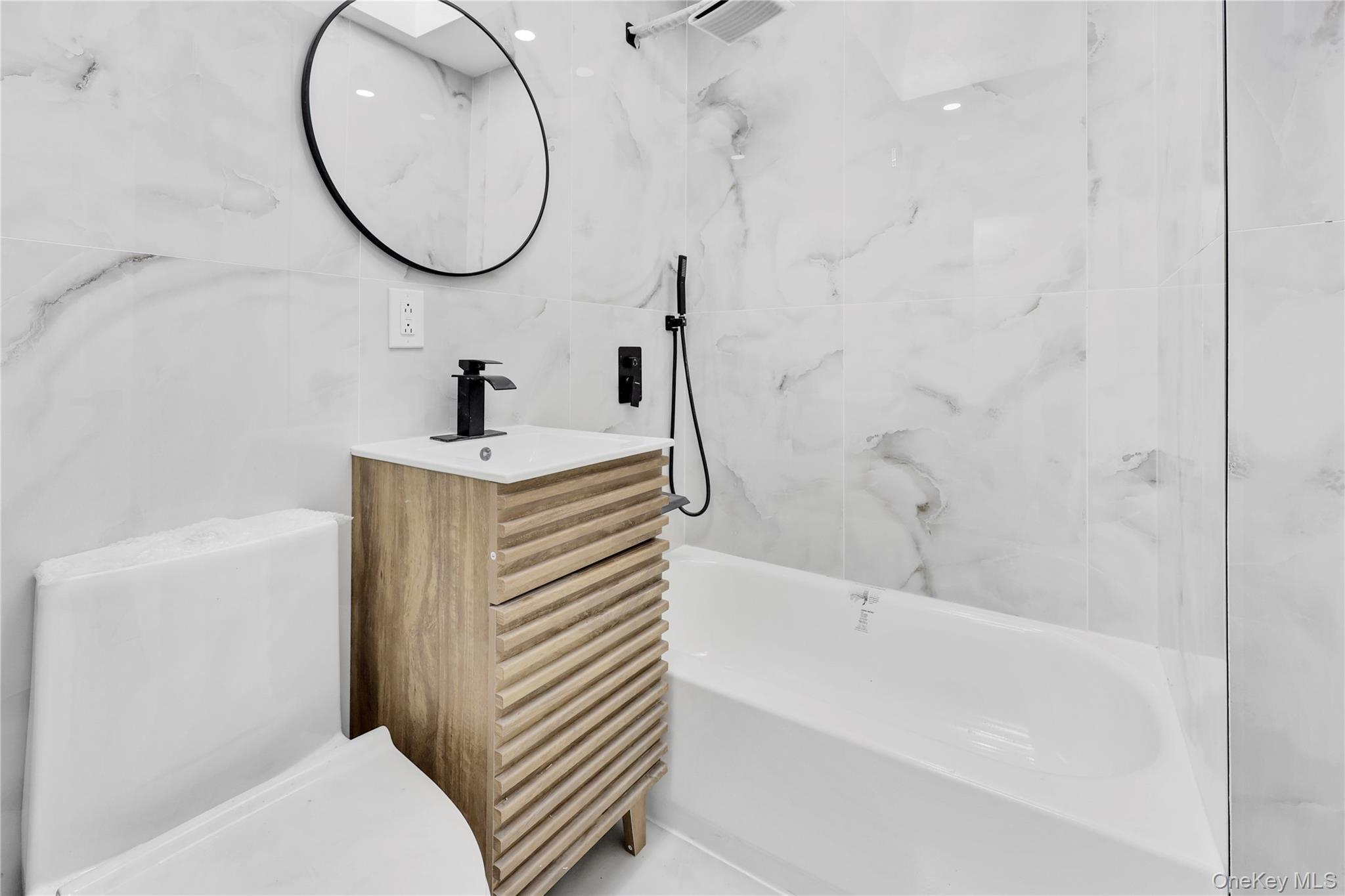 Single Family Sutter  Queens, NY 11436, MLS-908026-17