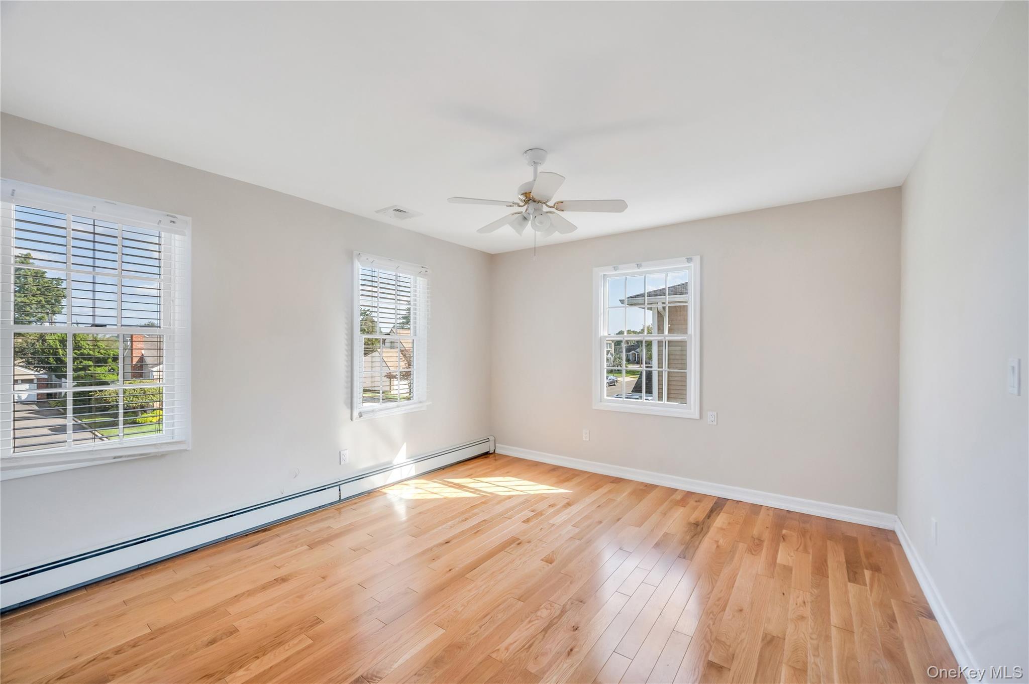 Single Family Carol  Nassau County, NY 11554, MLS-908046-22