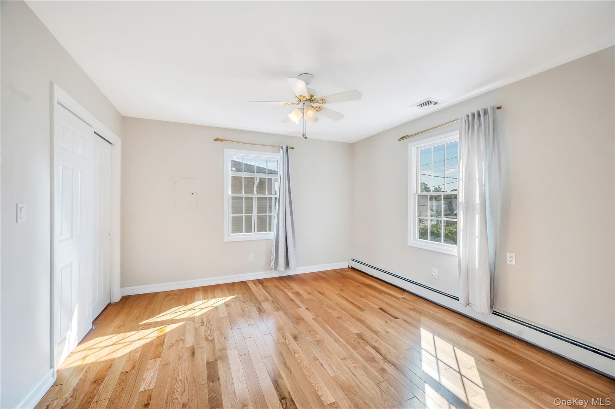 Single Family Carol  Nassau County, NY 11554, MLS-908046-23