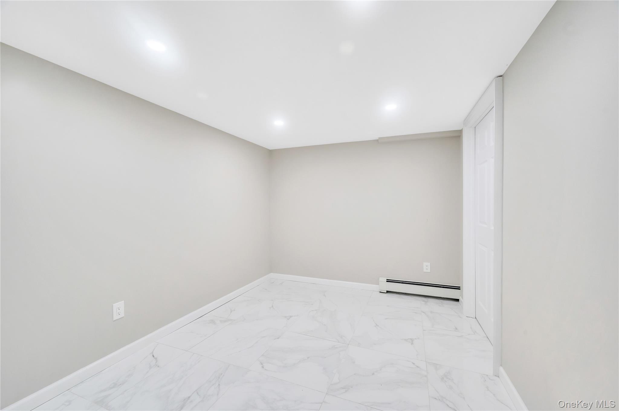 Single Family Carol  Nassau County, NY 11554, MLS-908046-26