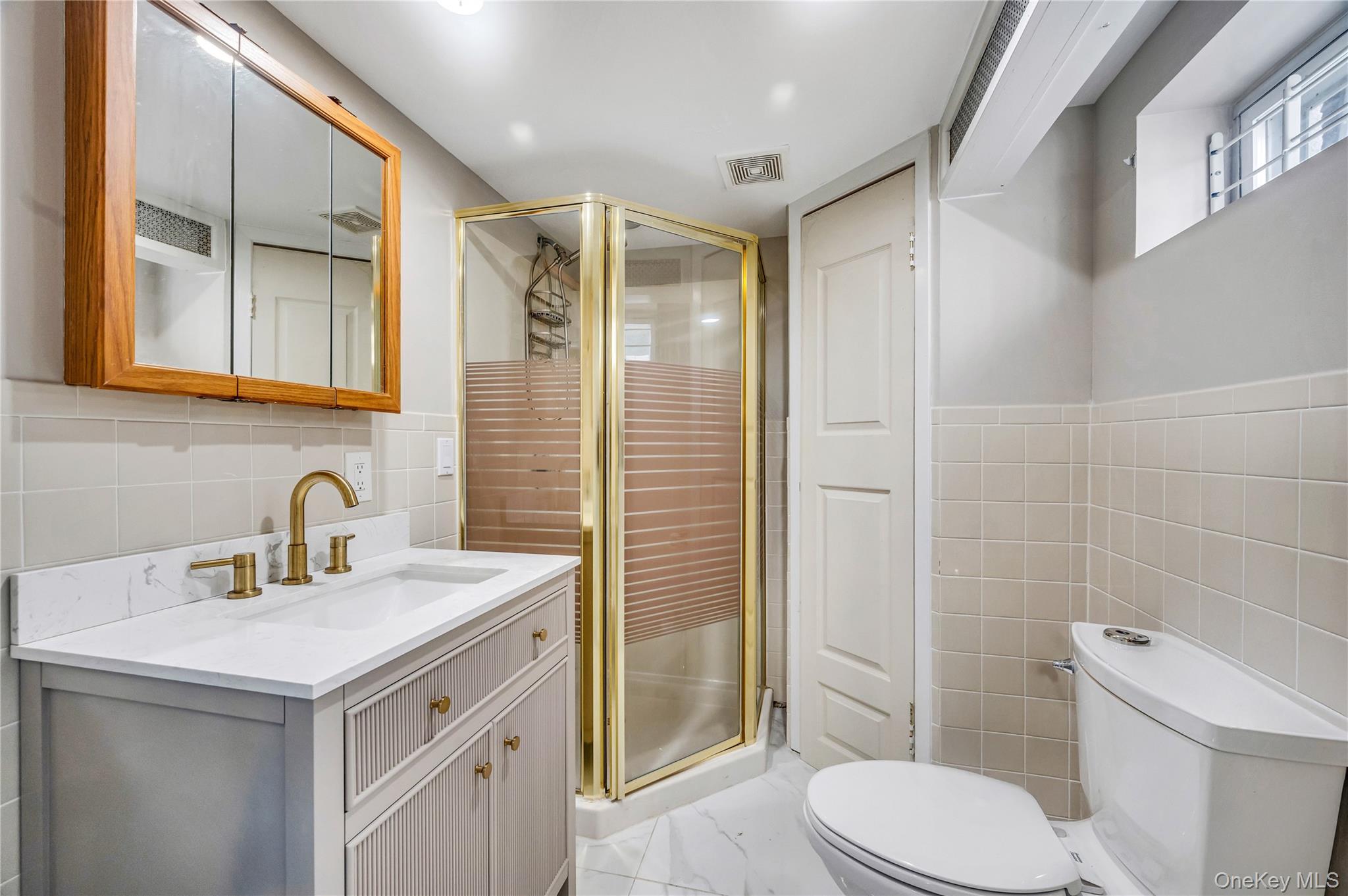 Single Family Carol  Nassau County, NY 11554, MLS-908046-28