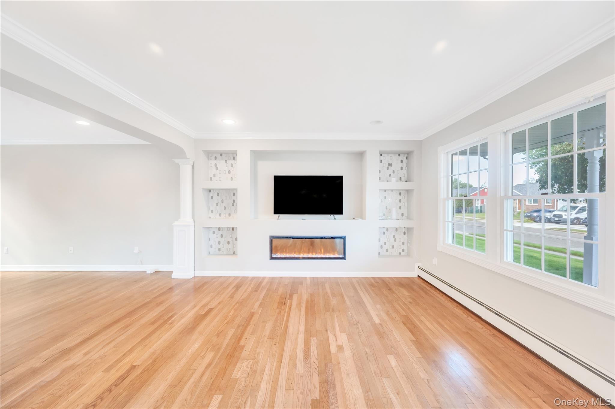 Single Family Carol  Nassau County, NY 11554, MLS-908046-3