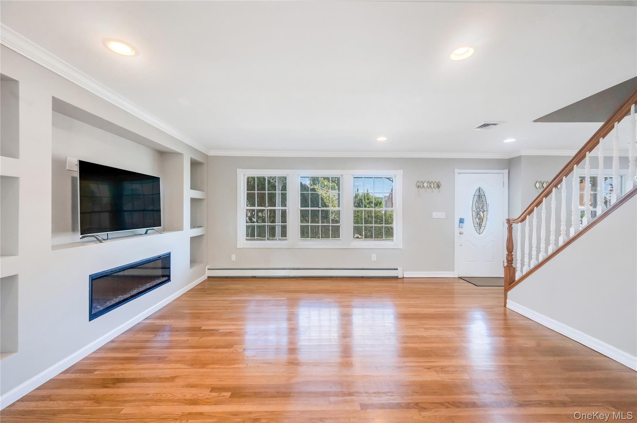 Single Family Carol  Nassau County, NY 11554, MLS-908046-7