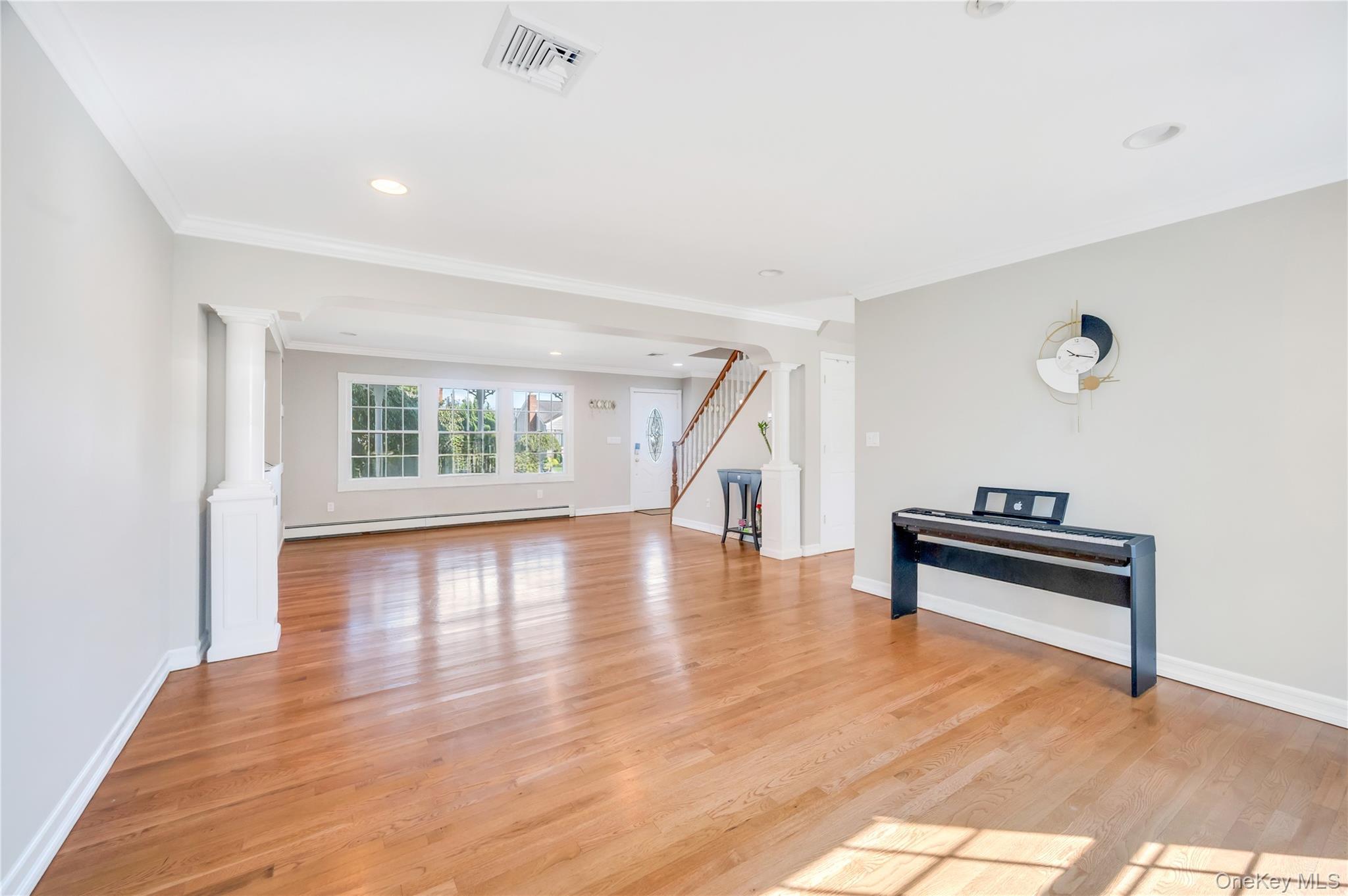 Single Family Carol  Nassau County, NY 11554, MLS-908046-9