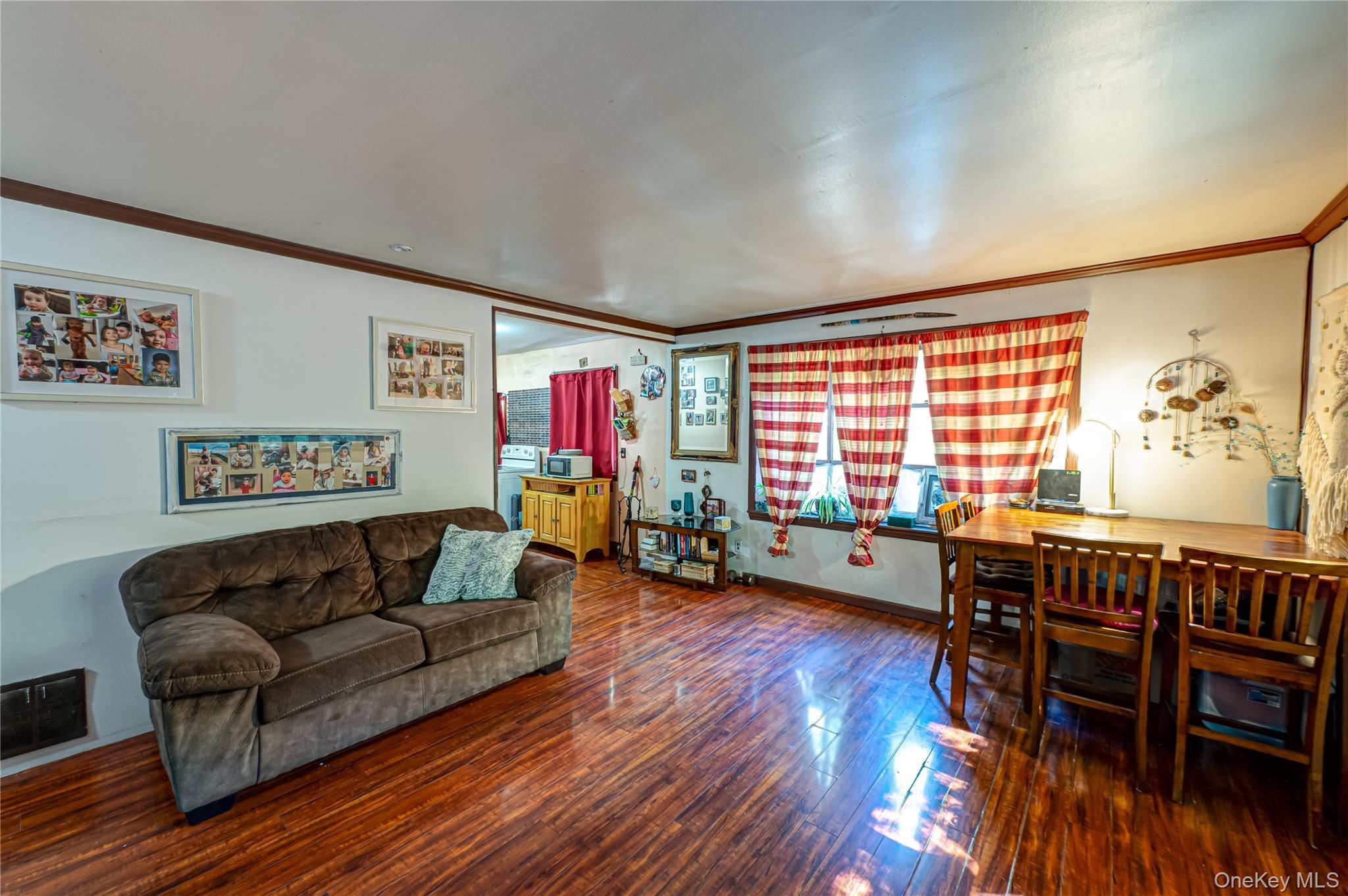 Single Family Dryad Suffolk County, NY 11778, MLS-908116-3