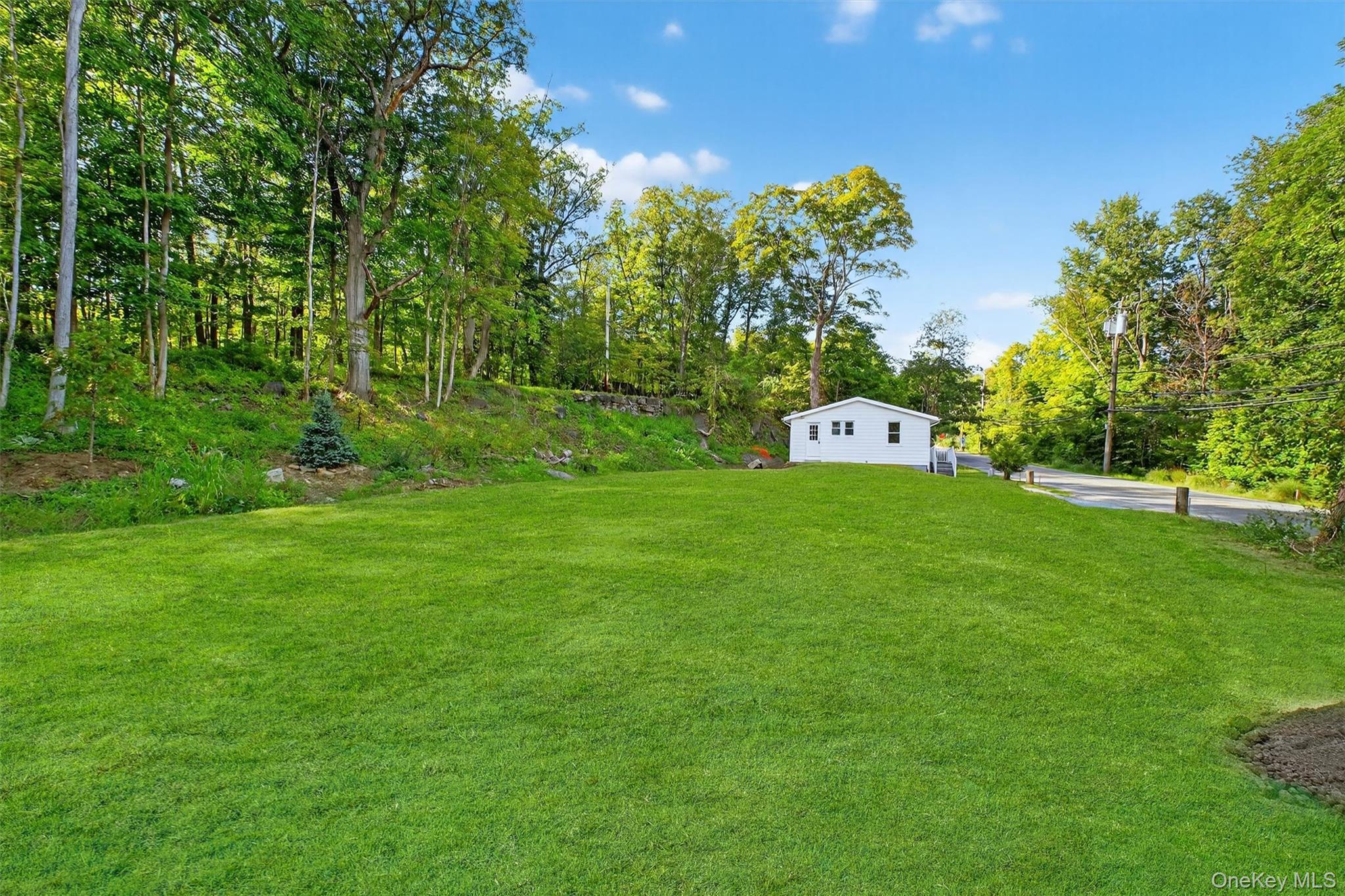 Single Family Maple Westchester County, NY 10567, MLS-908156-25