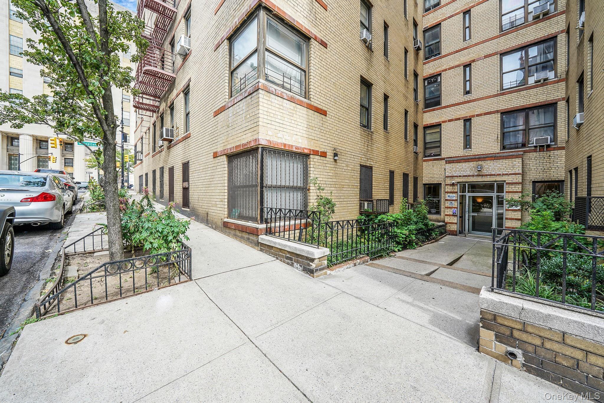 Commercial Sale Grand Concourse  Bronx, NY 10451, MLS-908157-17