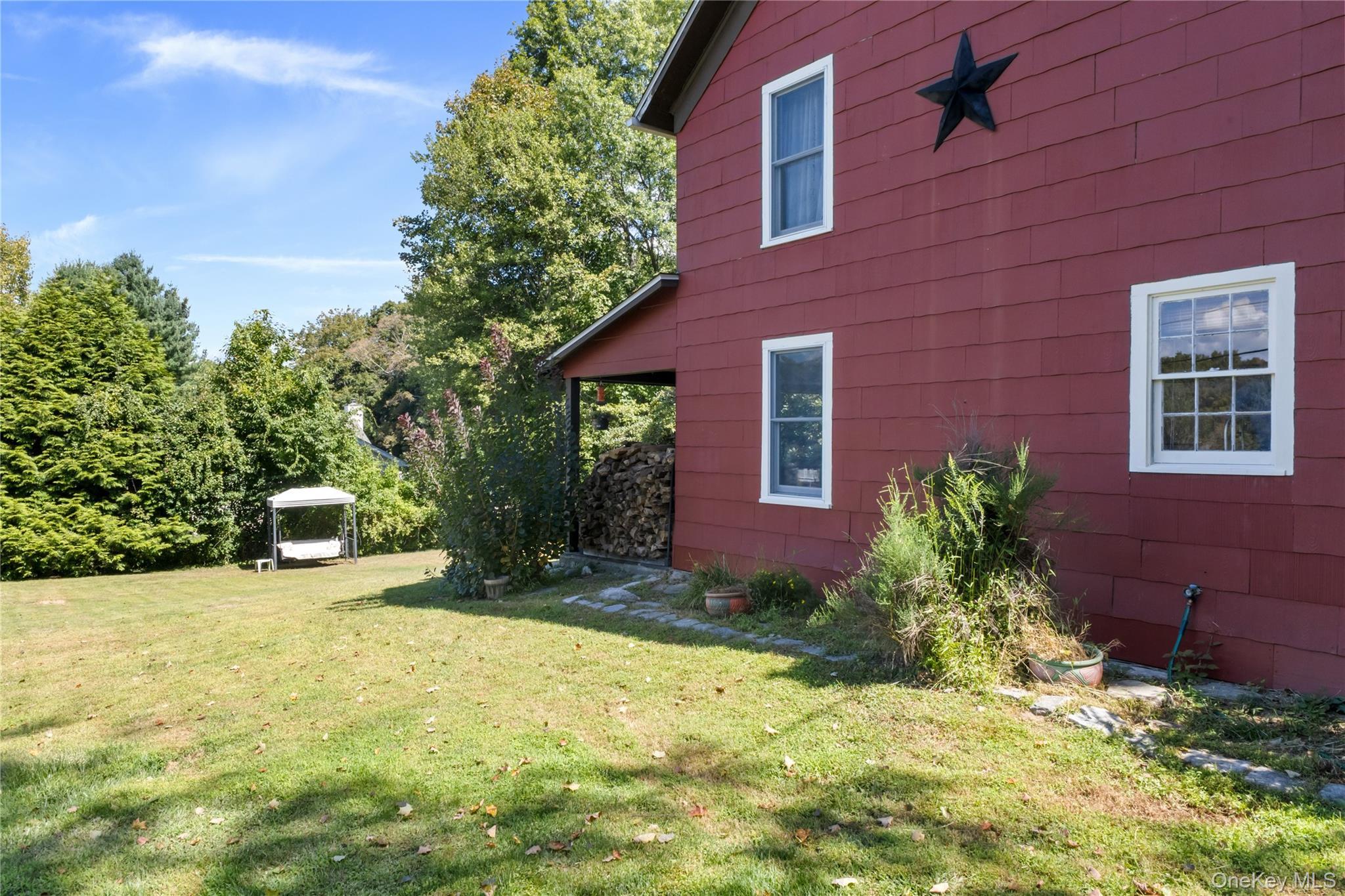 Single Family Gleneida Ridge  Putnam County, NY 10512, MLS-908159-32