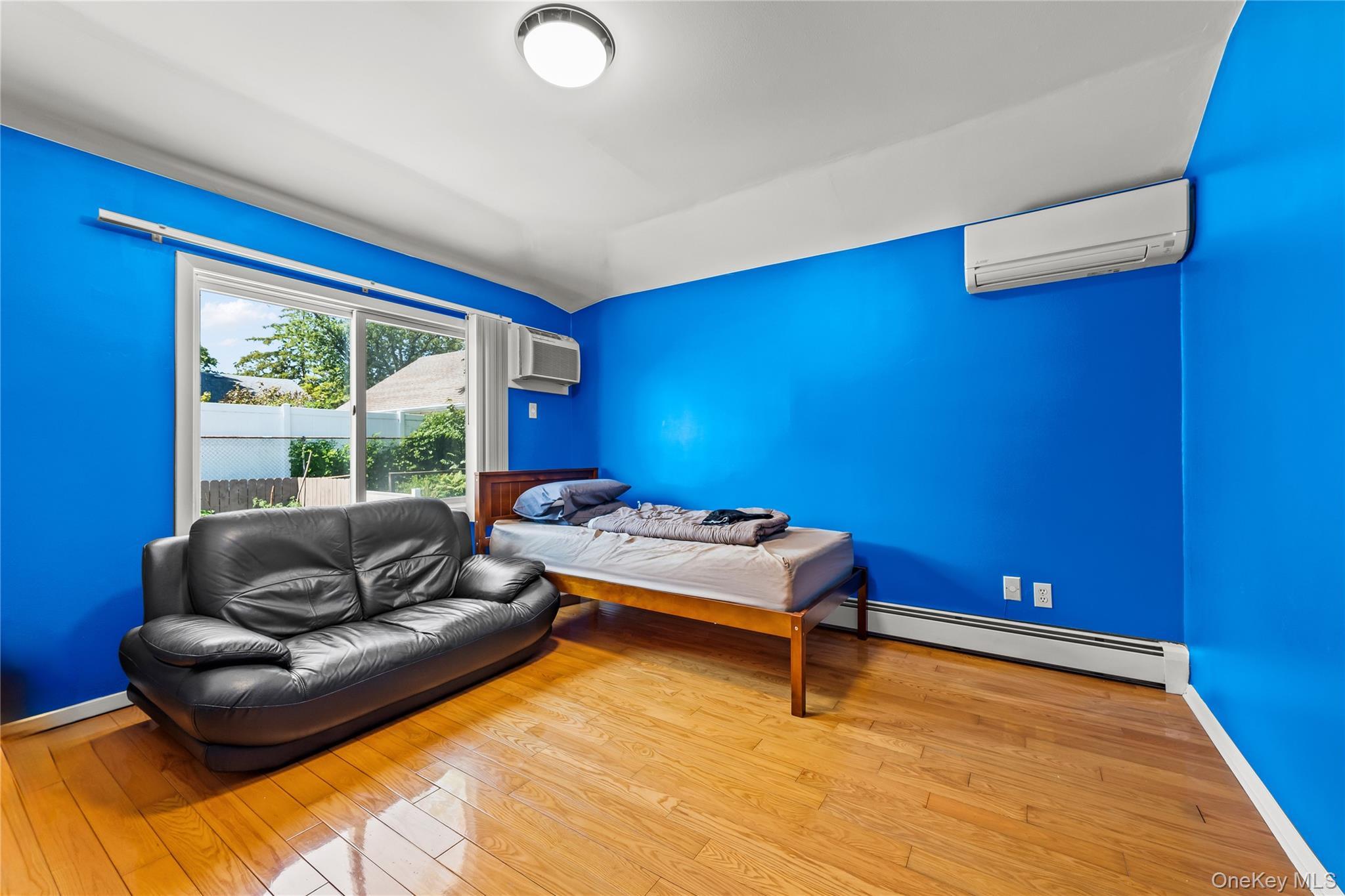 Single Family Conger  Staten Island, NY 10305, MLS-908205-24