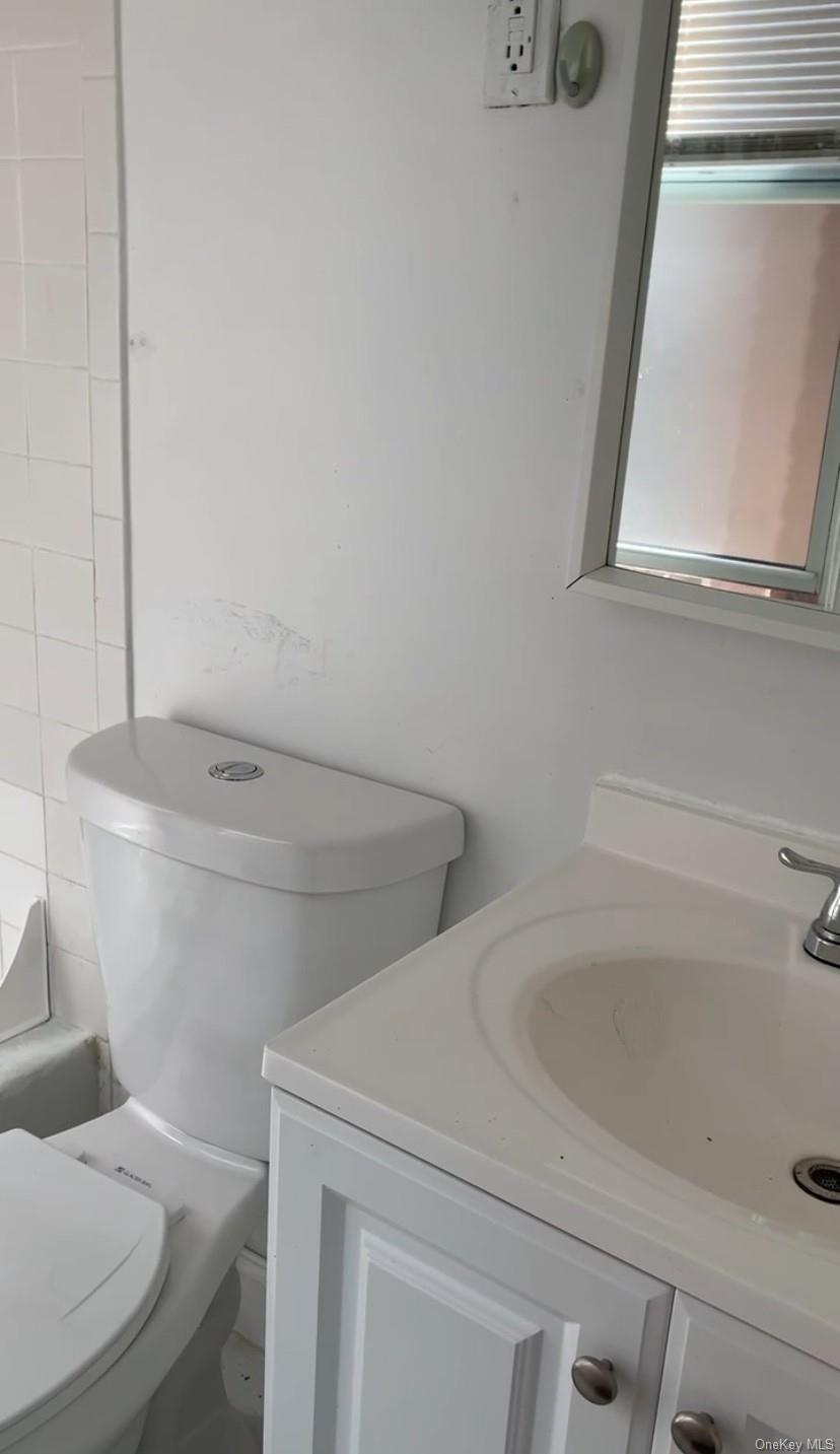 Apartment 45th  Queens, NY 11355, MLS-908221-8
