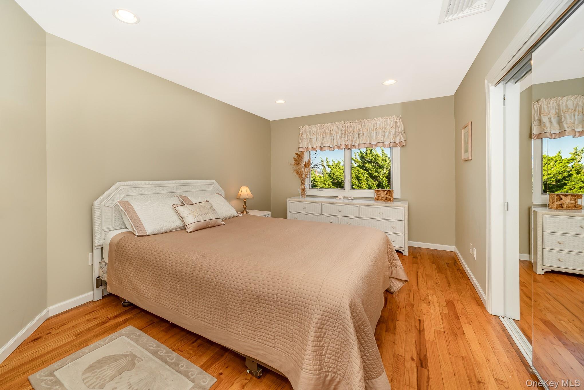 Single Family Duck Suffolk County, NY 11795, MLS-908241-22