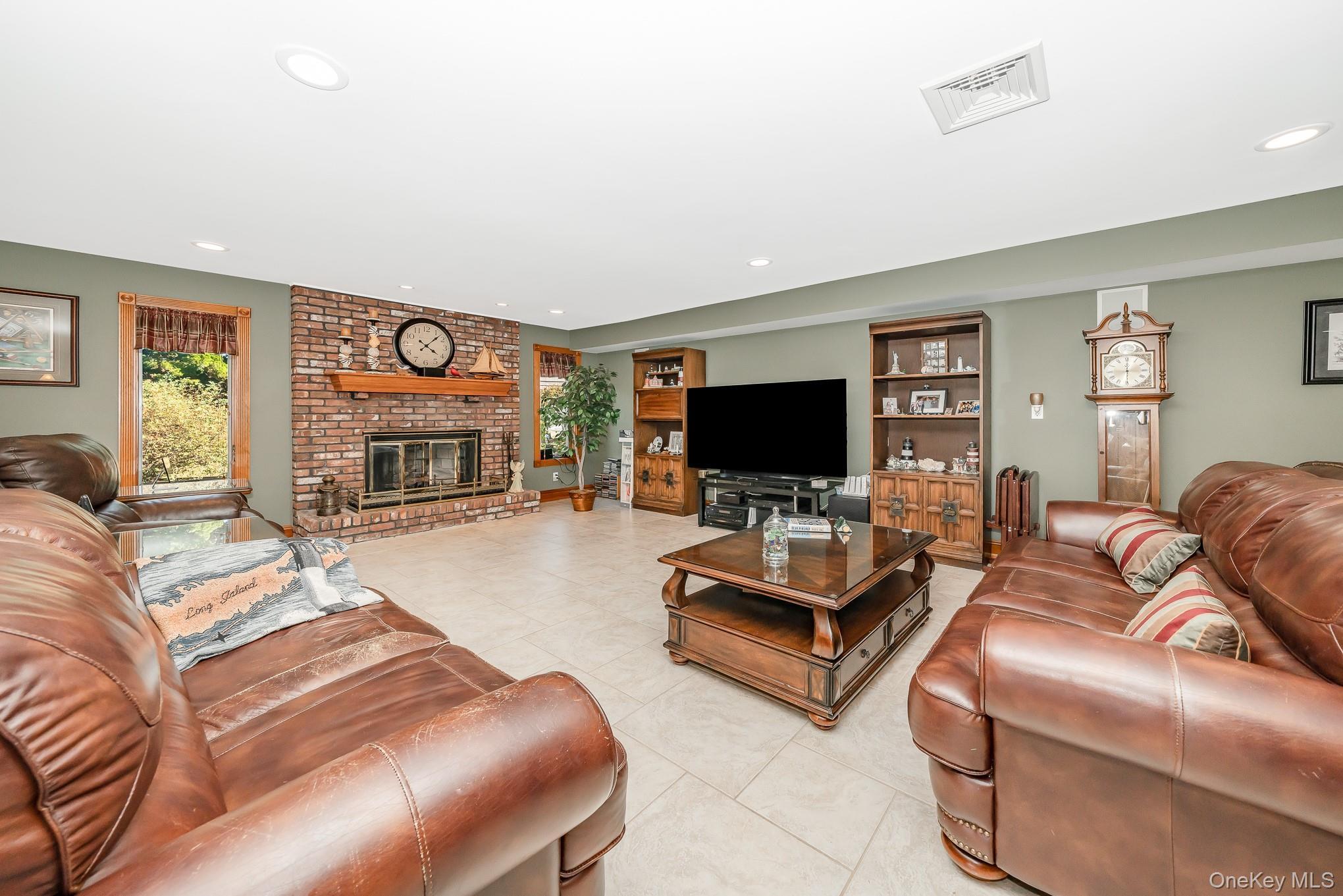 Single Family Duck Suffolk County, NY 11795, MLS-908241-26