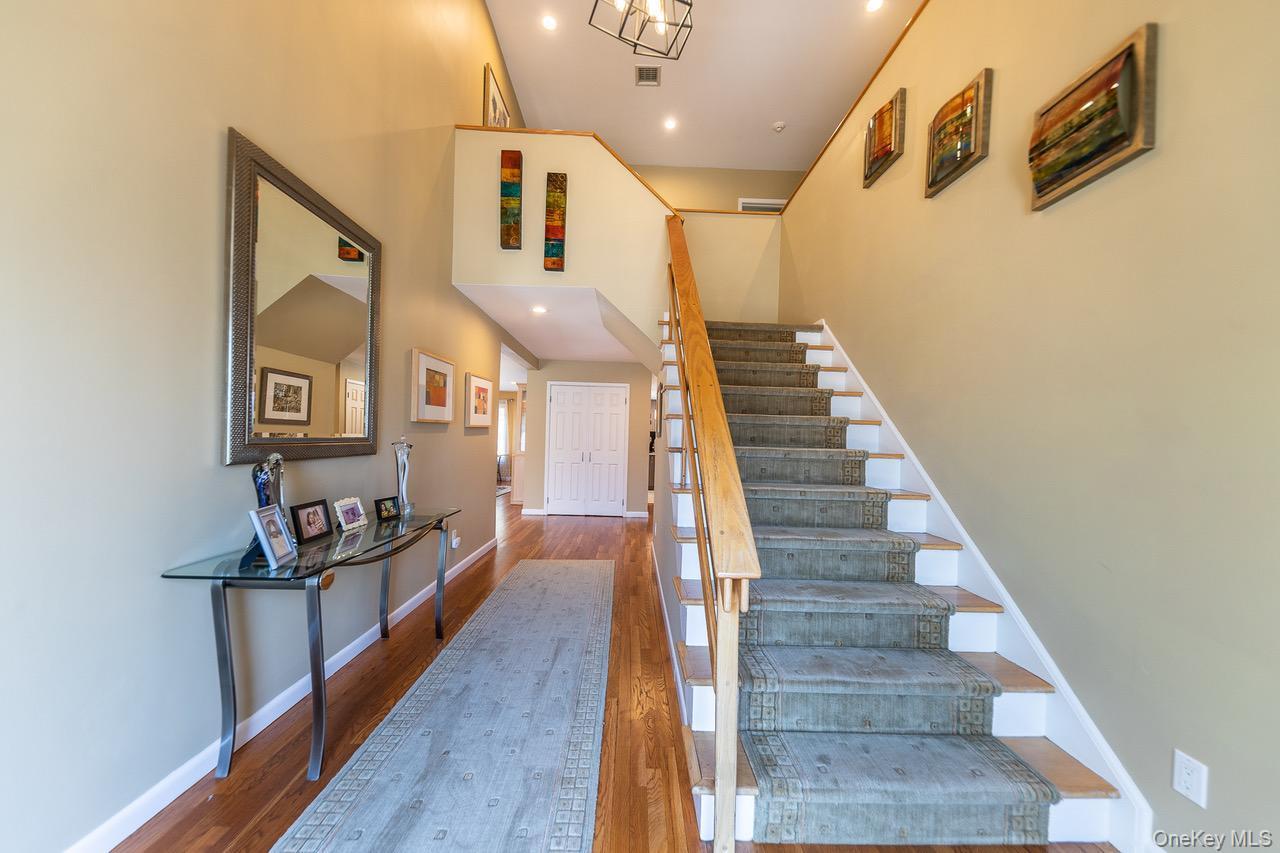 Single Family Olive  Nassau County, NY 11561, MLS-908278-13