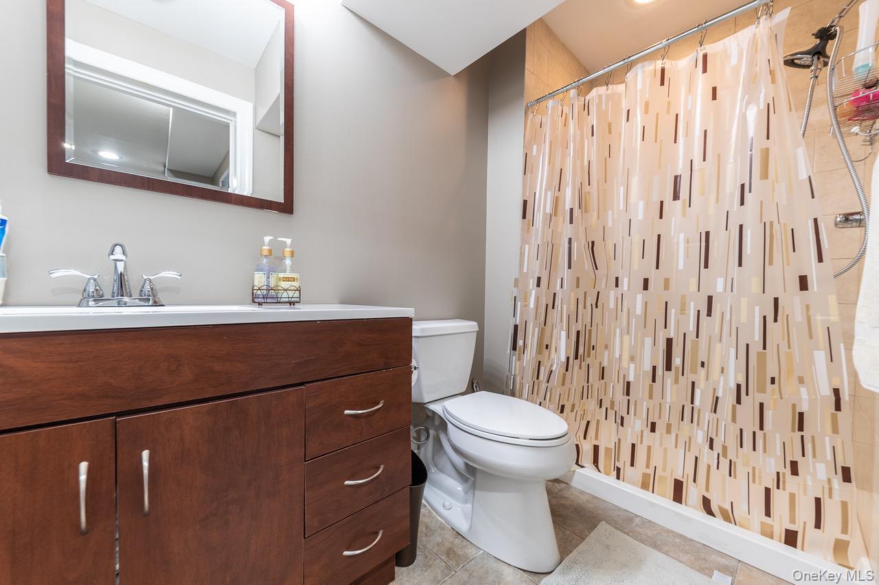 Single Family Olive  Nassau County, NY 11561, MLS-908278-18