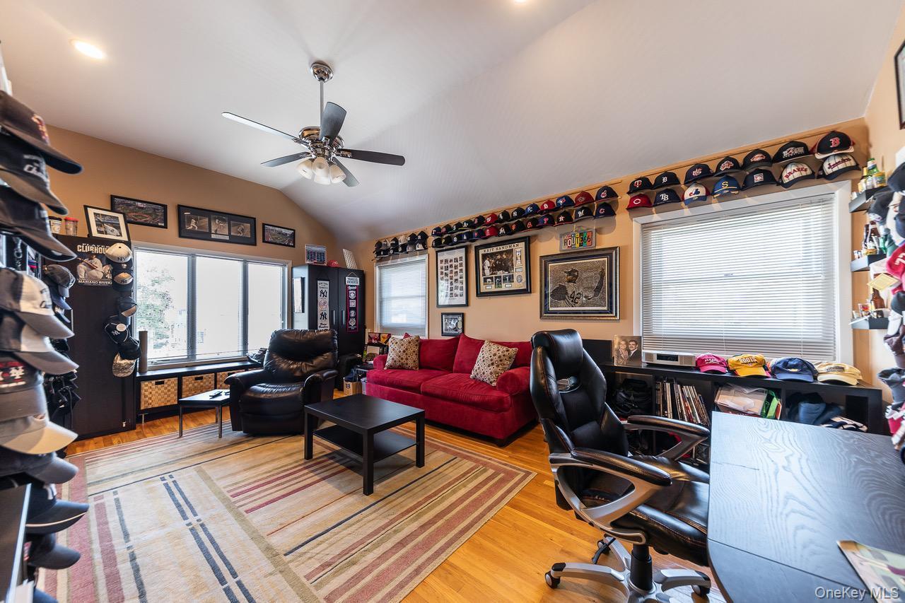 Single Family Olive  Nassau County, NY 11561, MLS-908278-19